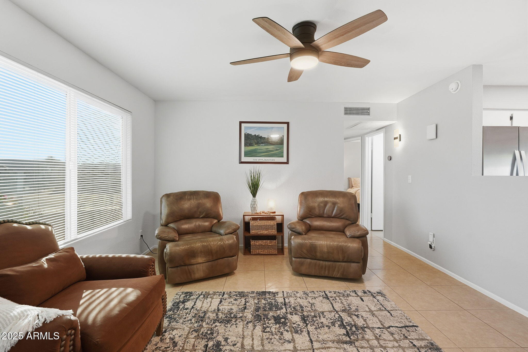 2902 E VILLA THERESA Drive