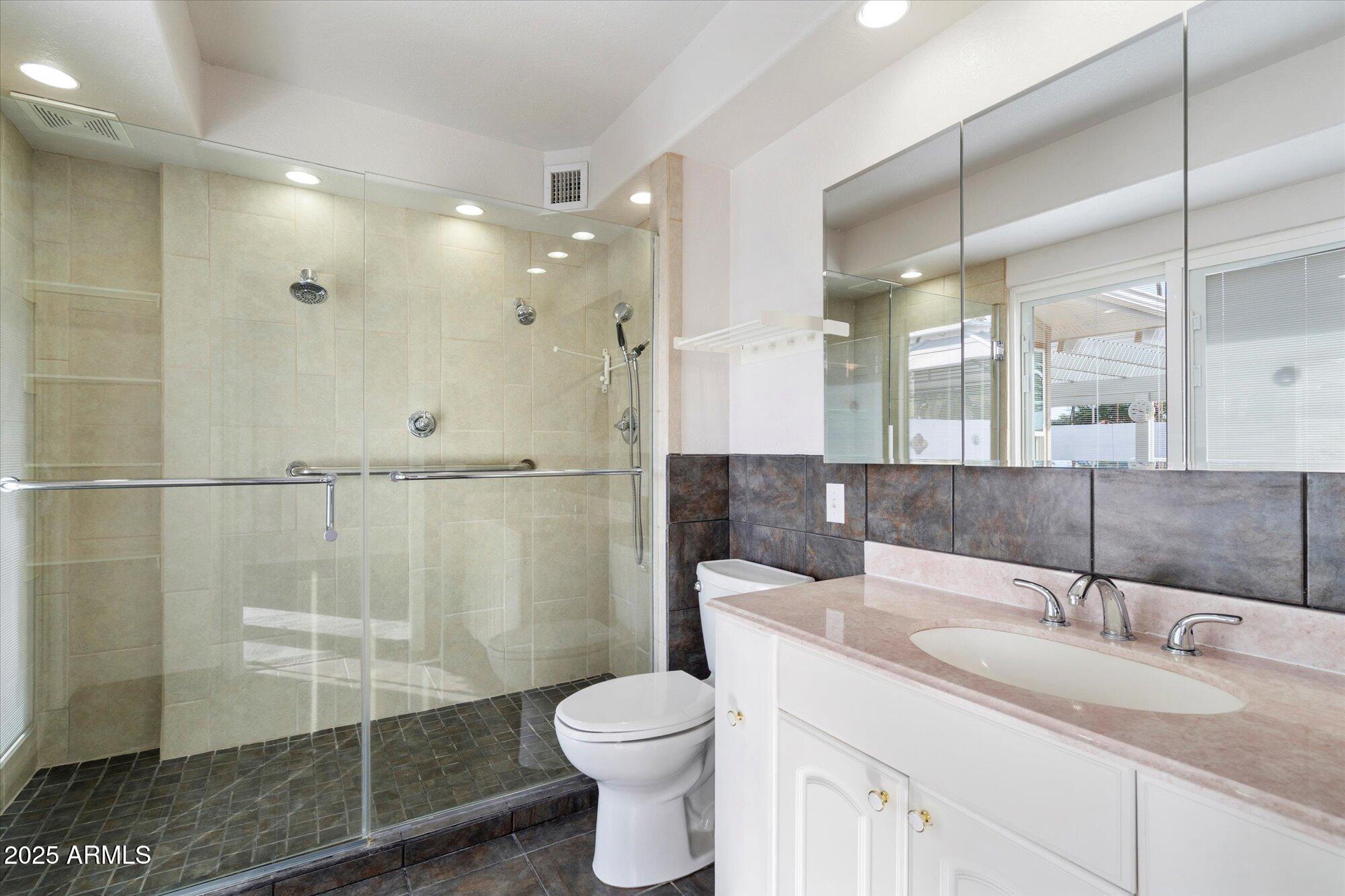 13637 W PYRACANTHA Drive