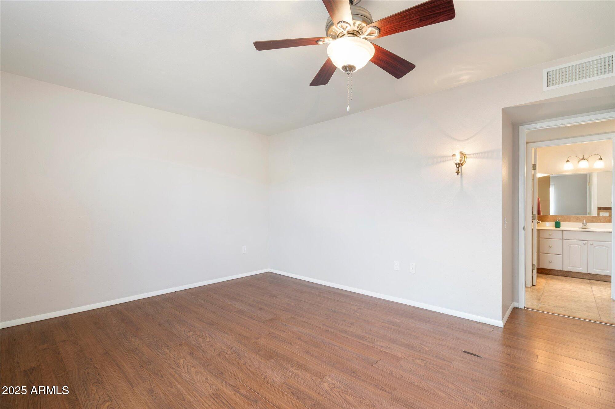 13637 W PYRACANTHA Drive