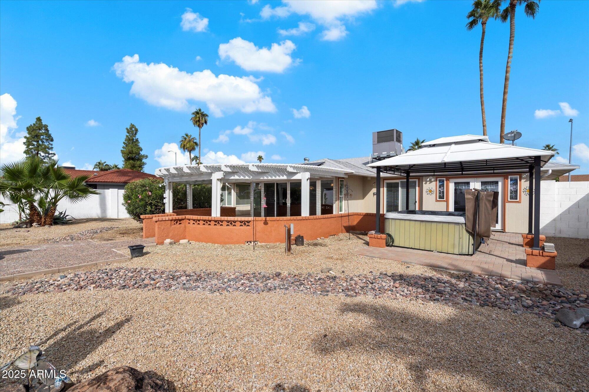 13637 W PYRACANTHA Drive