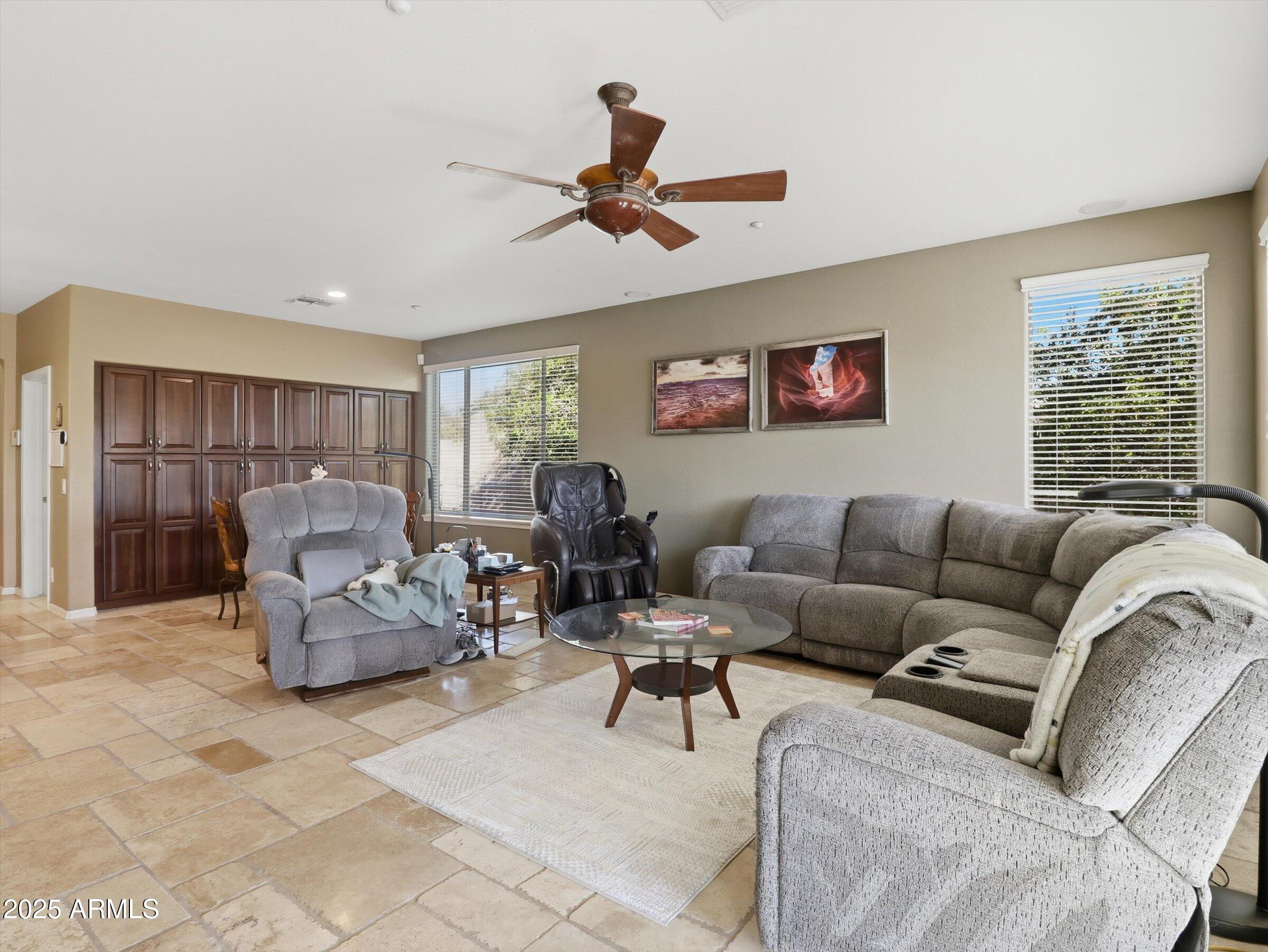 14469 W EDGEMONT Avenue