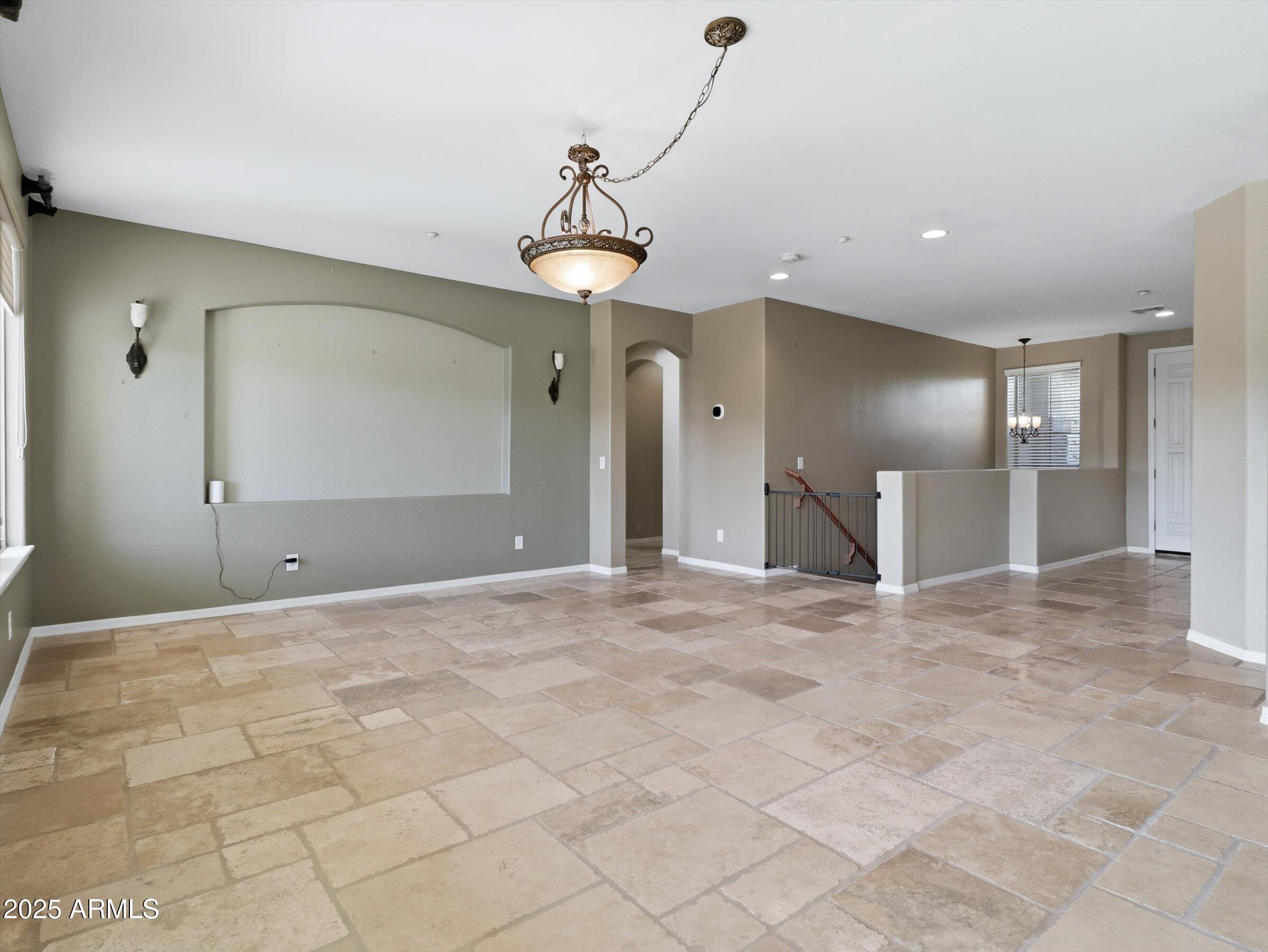 14469 W EDGEMONT Avenue