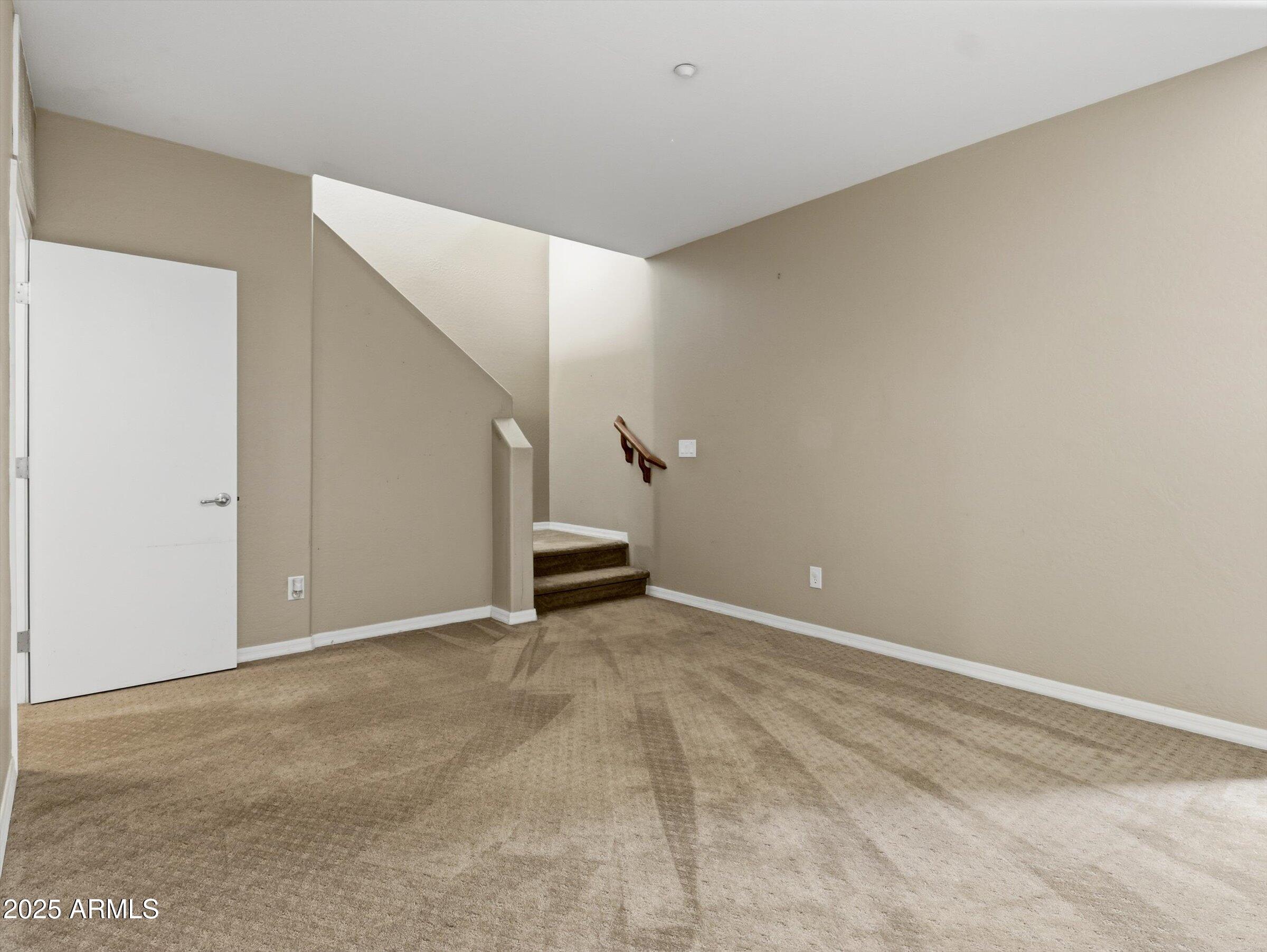 14469 W EDGEMONT Avenue