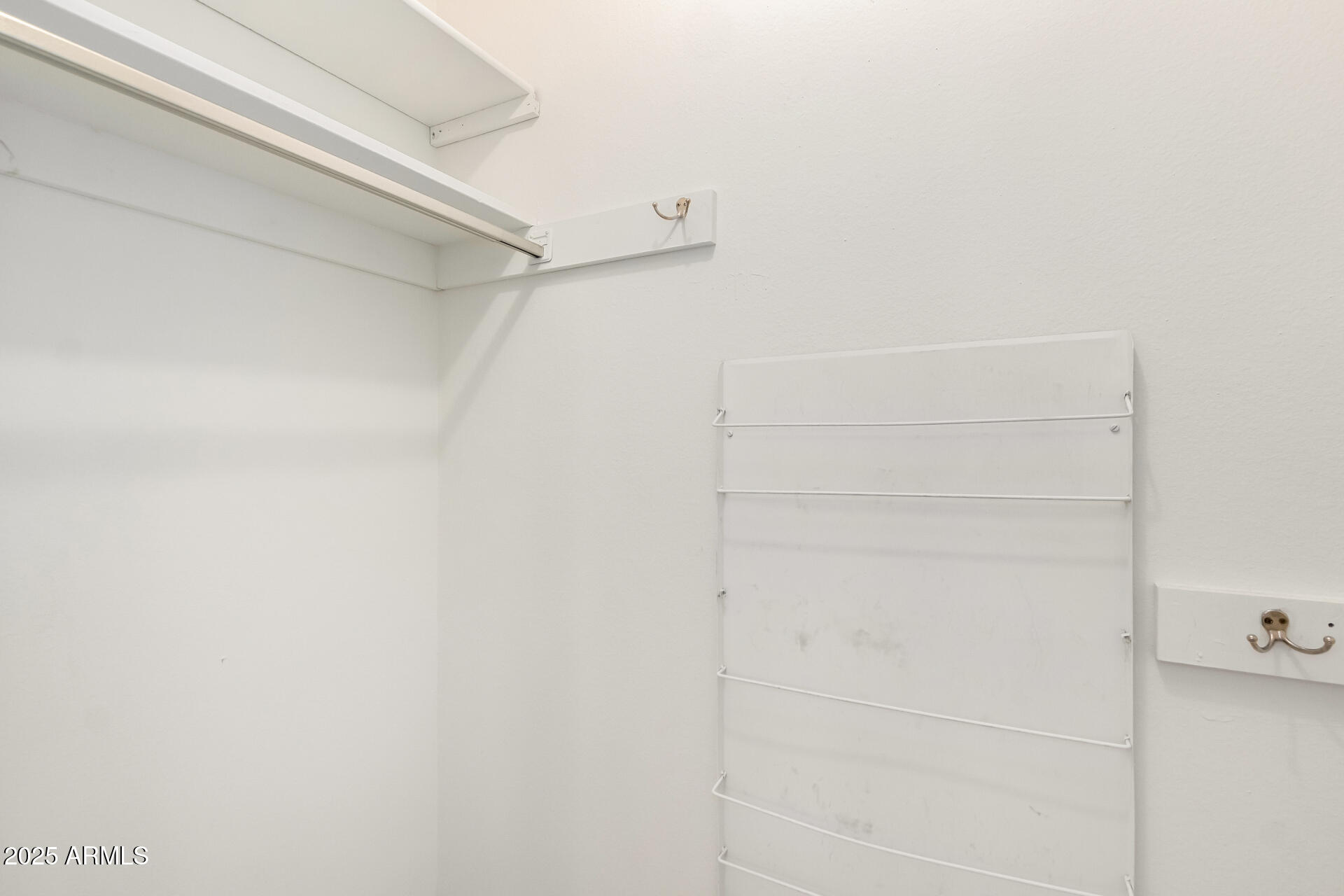 10319 W TWIN OAKS Drive