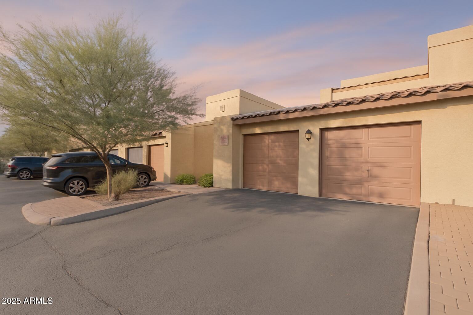 8344 N 21ST Drive, I105