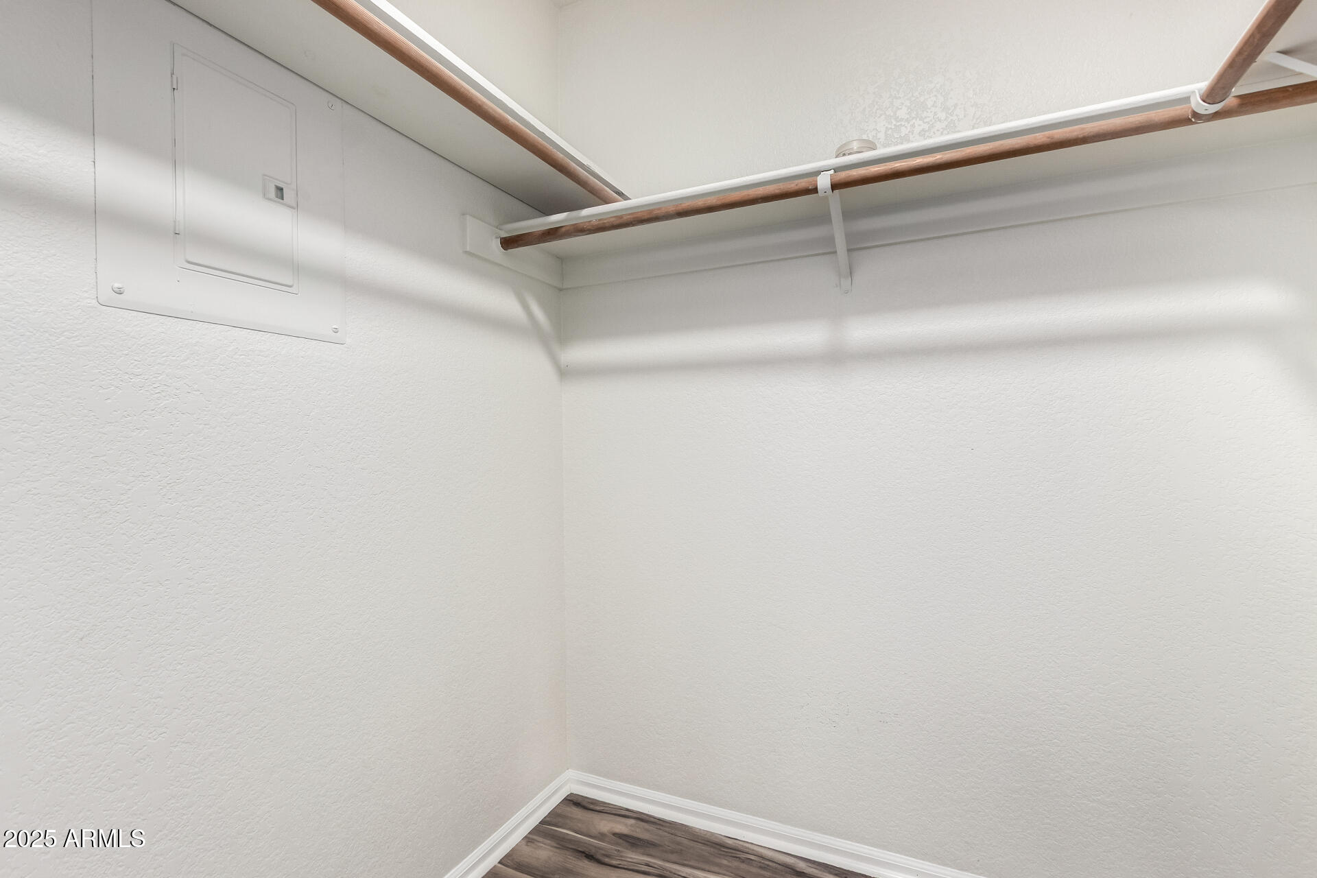 8344 N 21ST Drive, I105