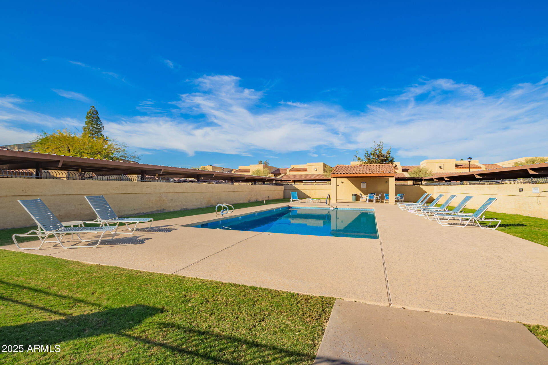 8344 N 21ST Drive, I105