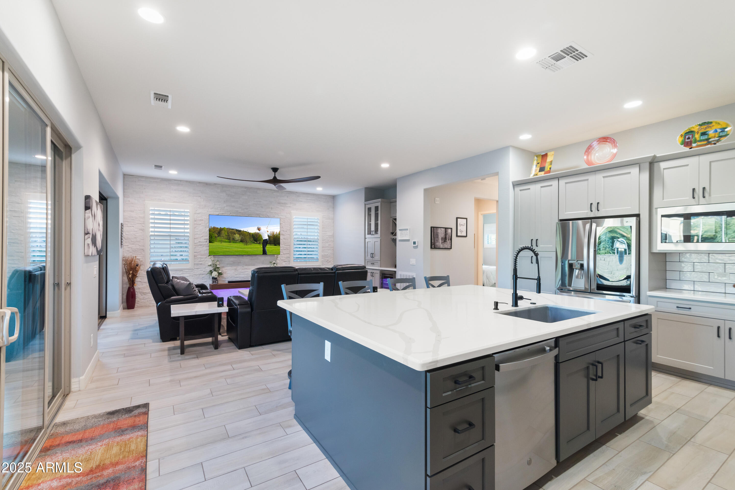 20942 W COLLEGE Drive