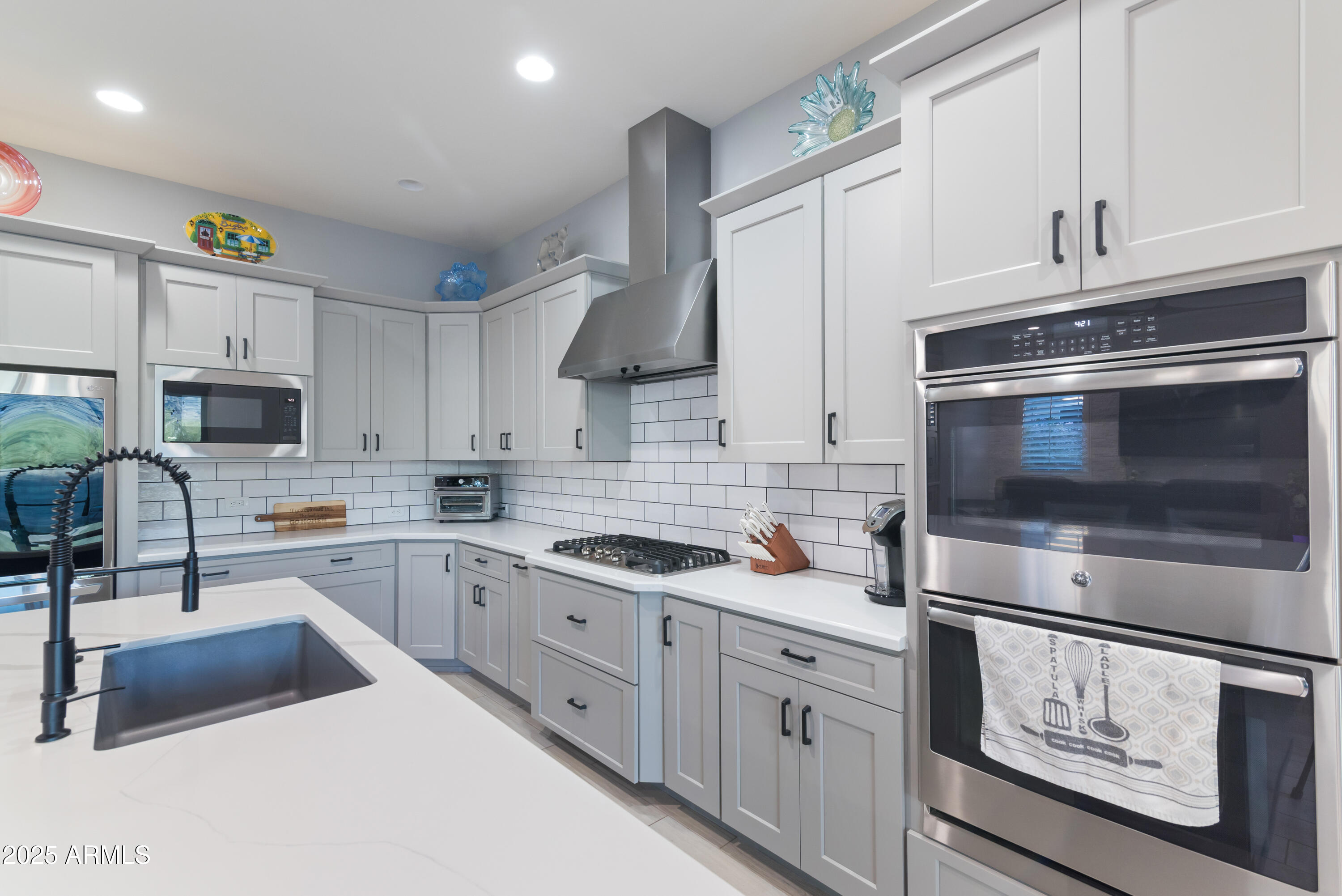 20942 W COLLEGE Drive