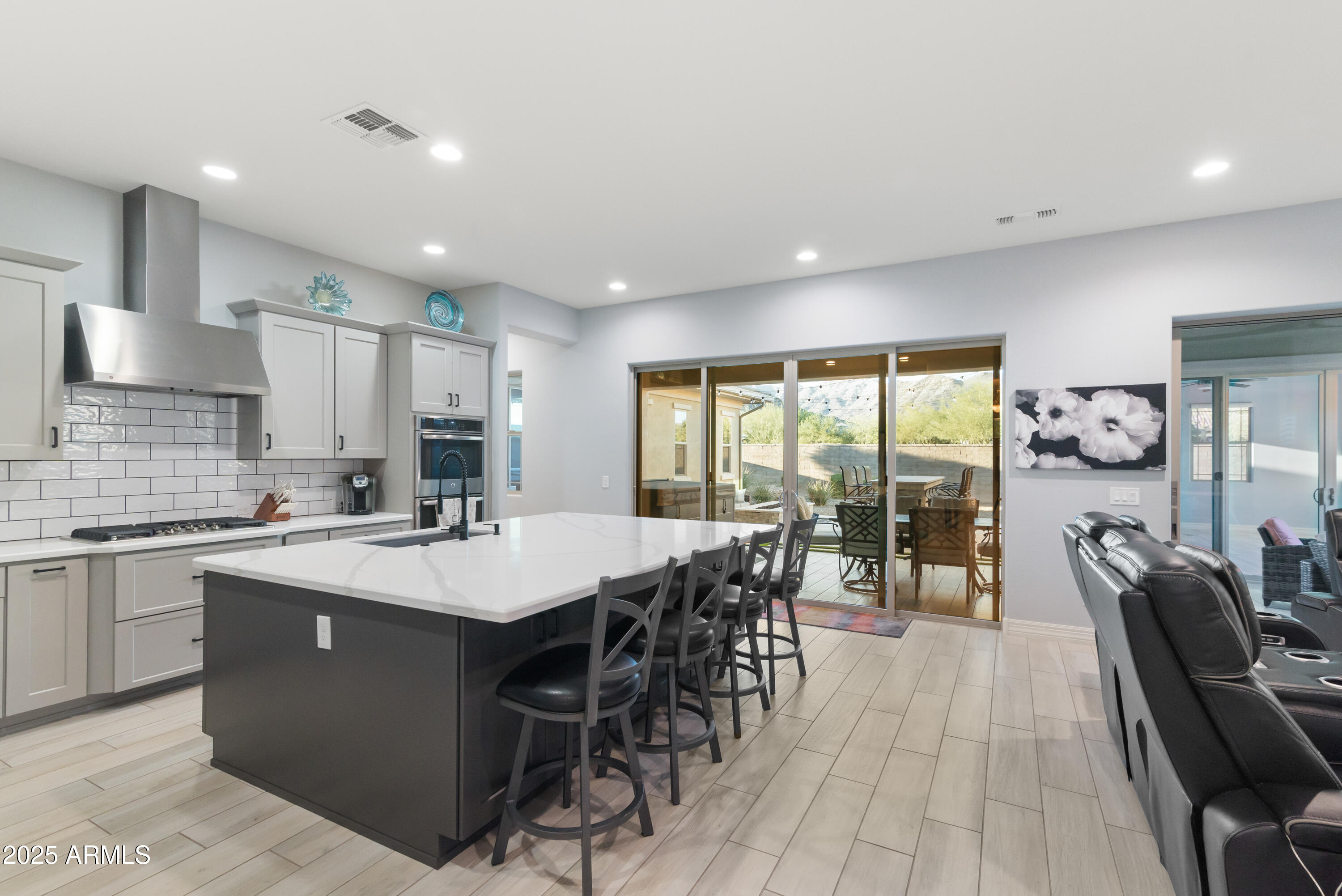 20942 W COLLEGE Drive