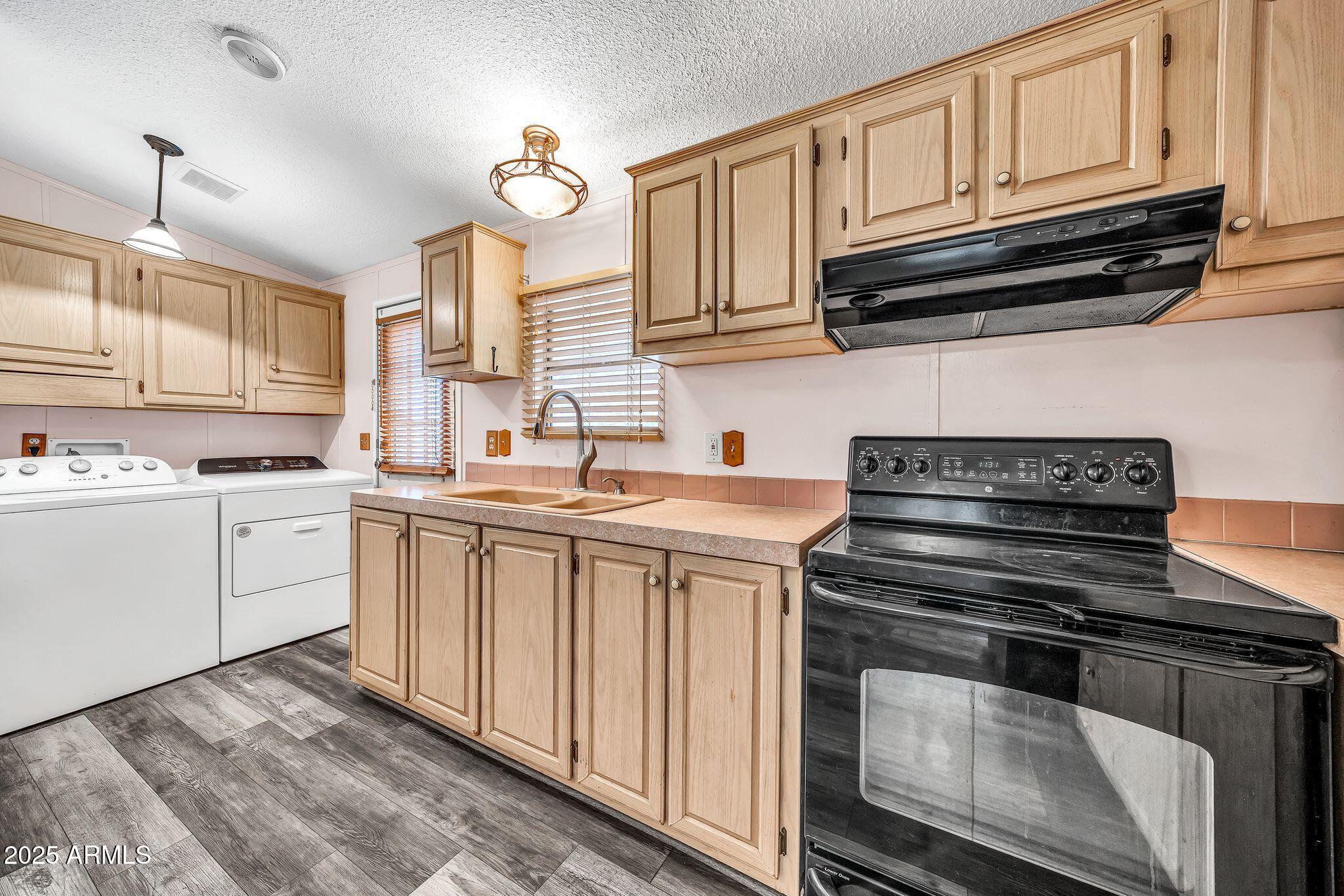 19401 N 7TH Street 142