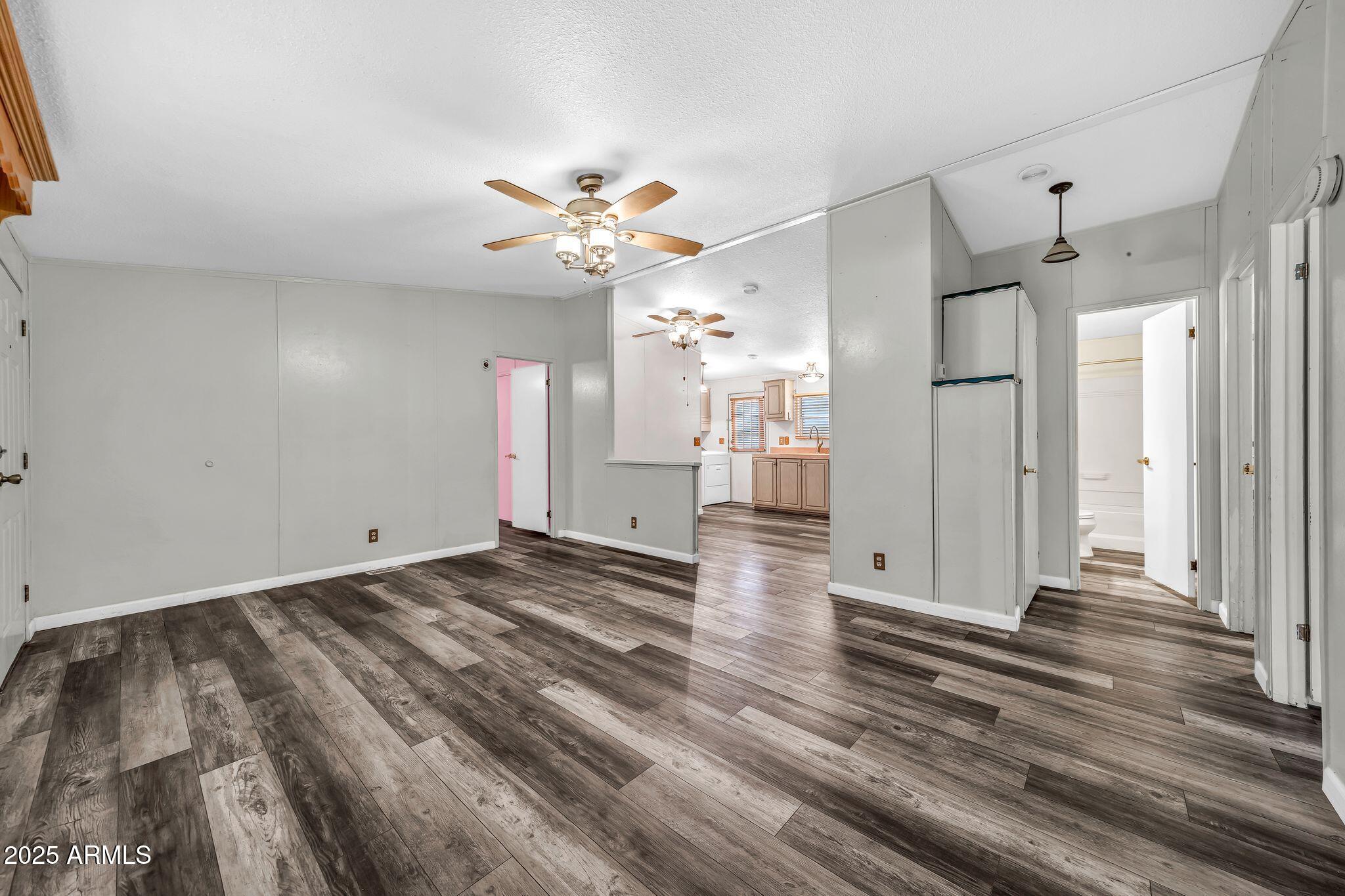 19401 N 7TH Street 142