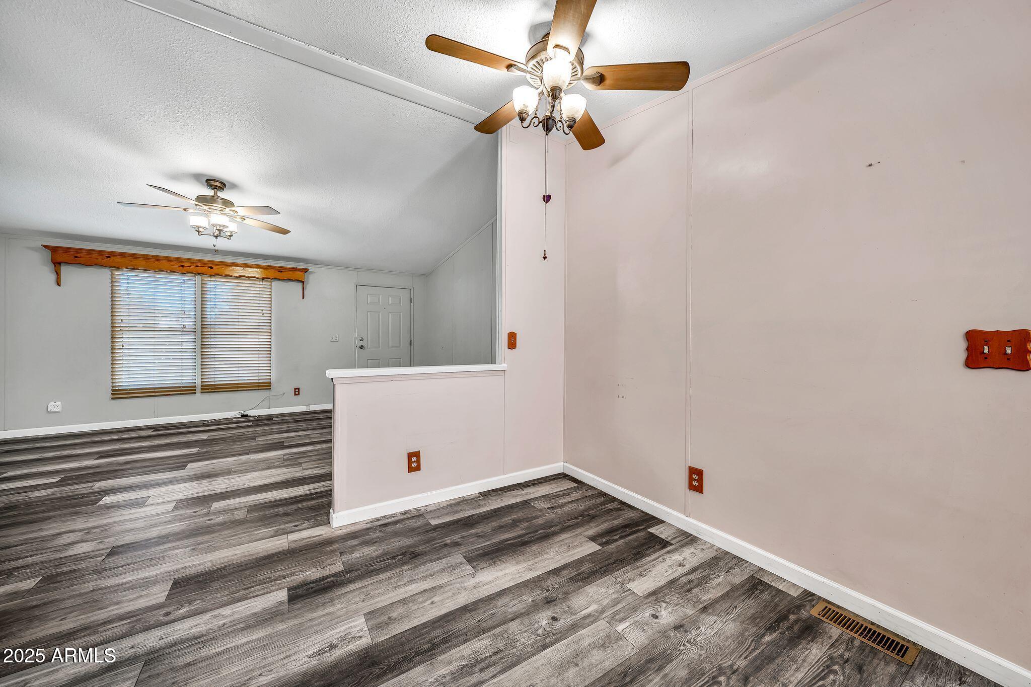 19401 N 7TH Street 142