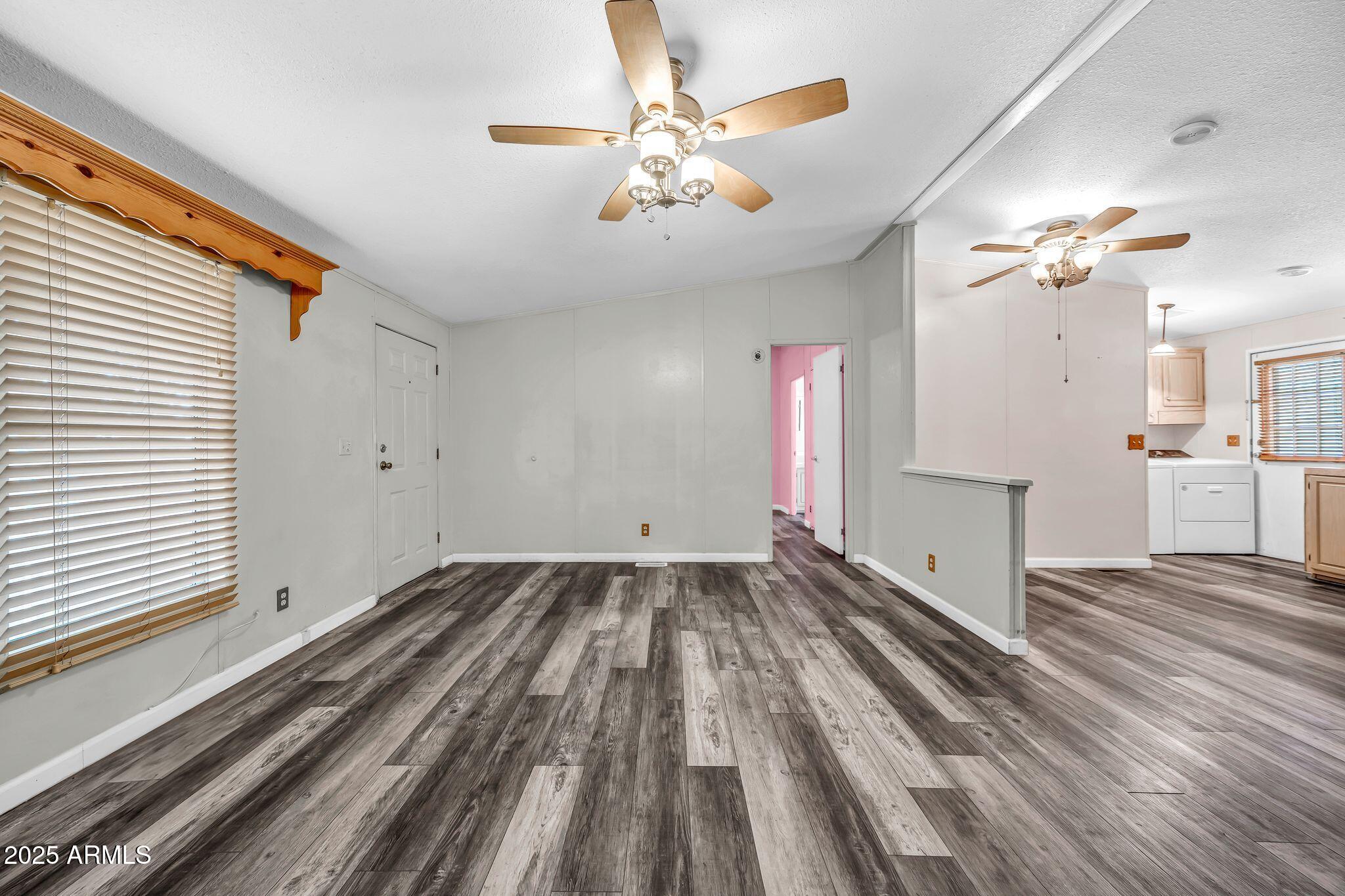 19401 N 7TH Street 142