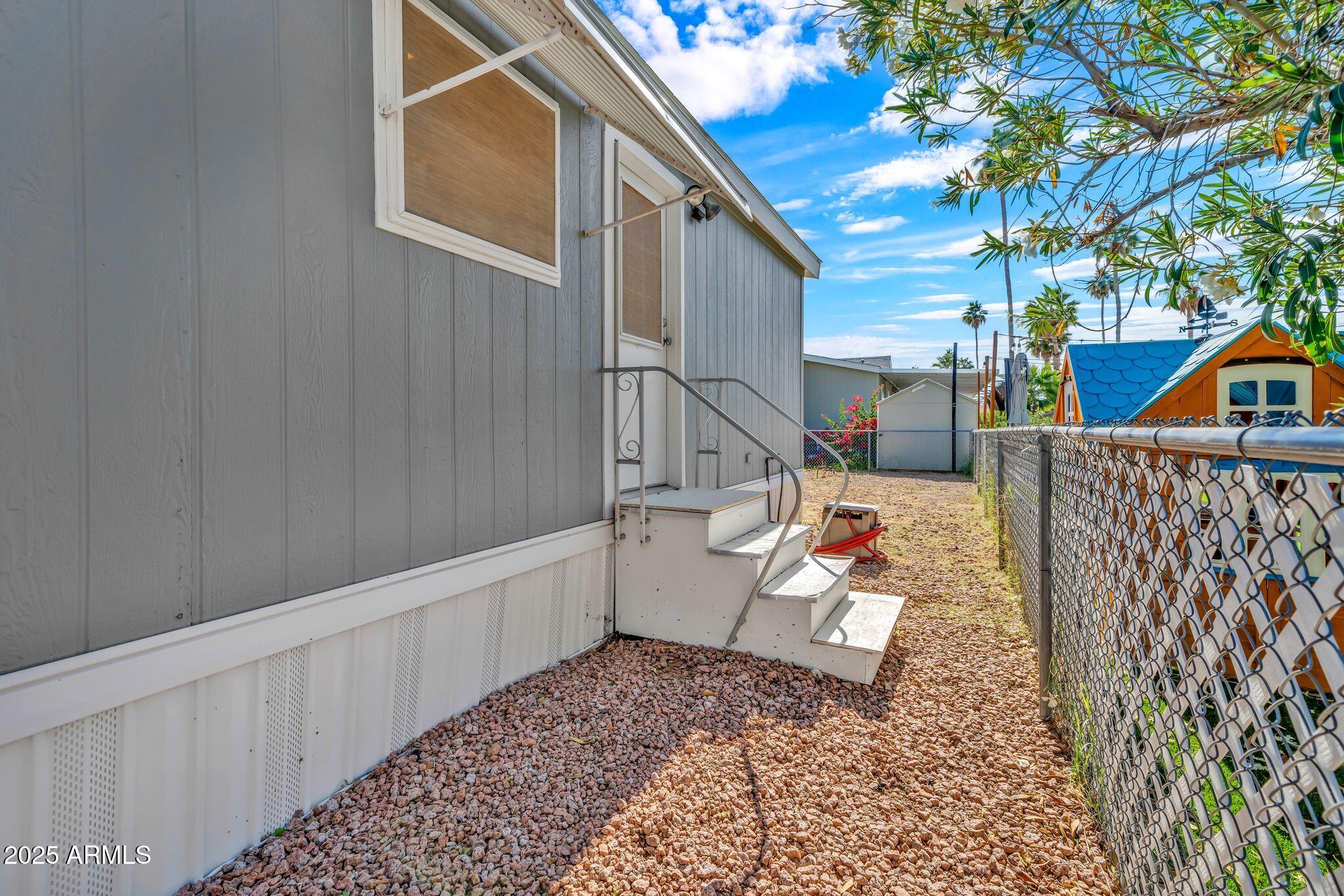 19401 N 7TH Street 142