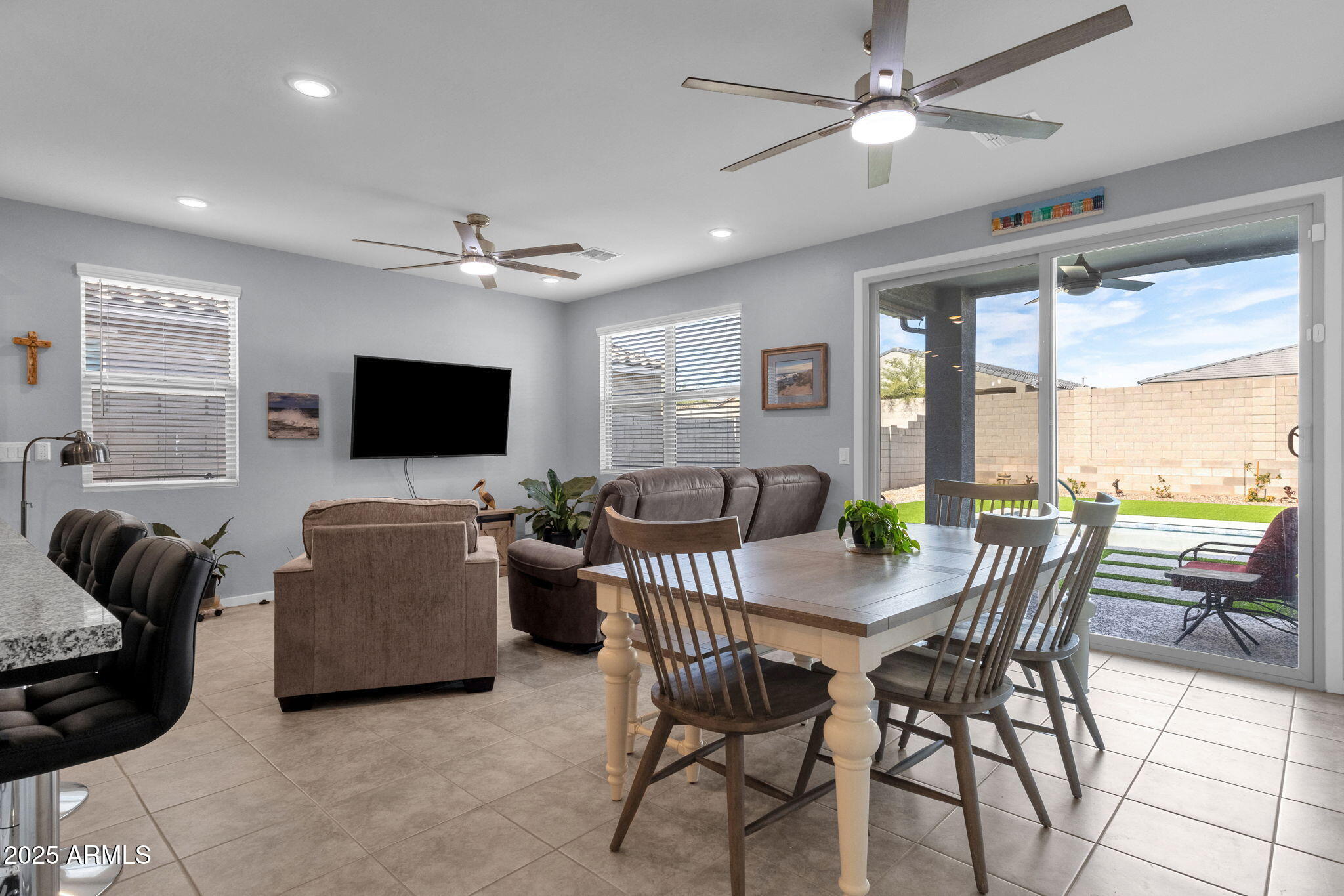 17334 W RUNNING DEER Trail