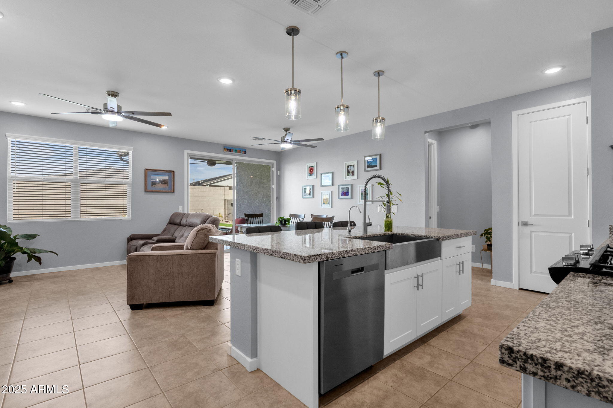 17334 W RUNNING DEER Trail