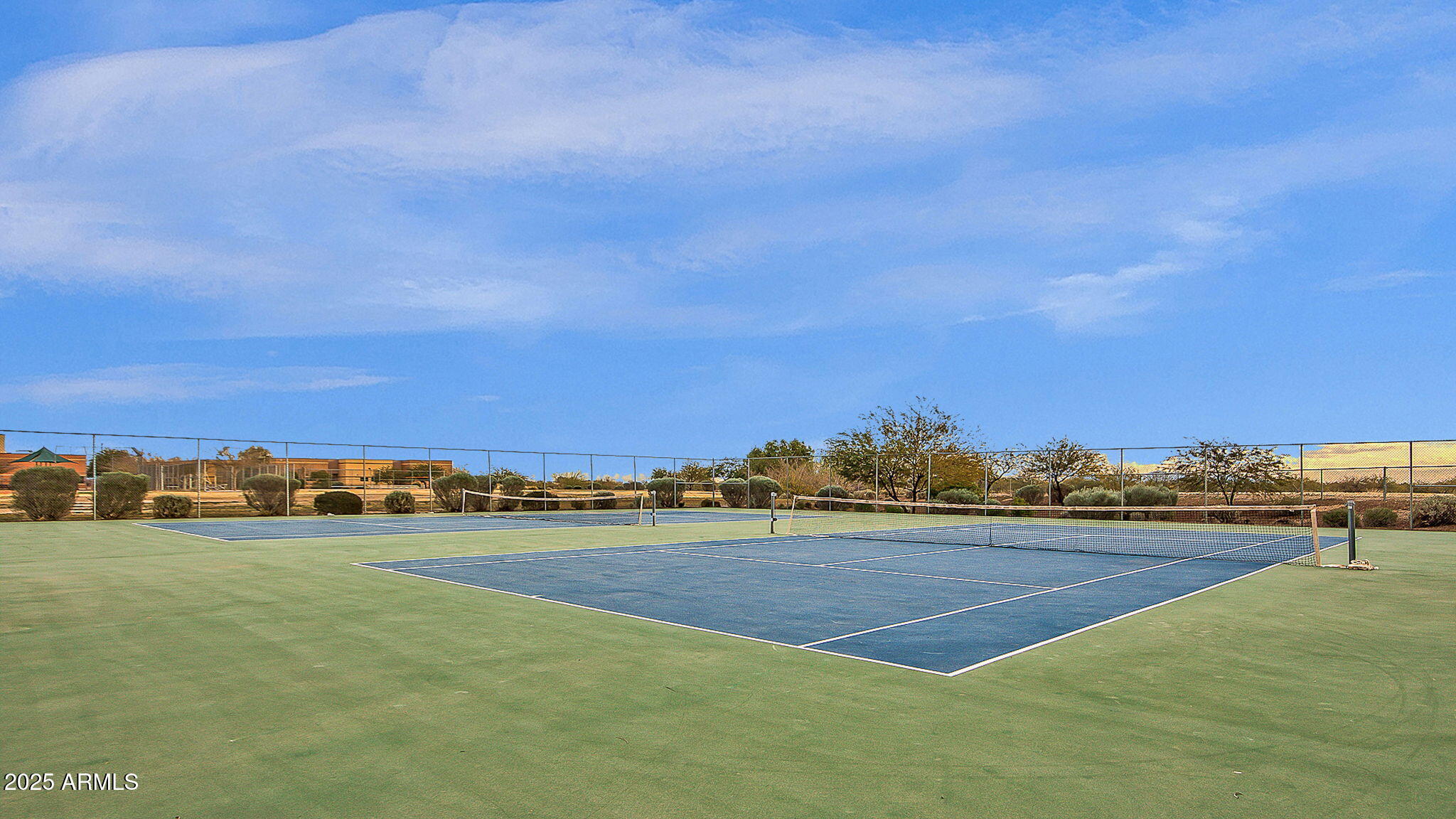 17334 W RUNNING DEER Trail