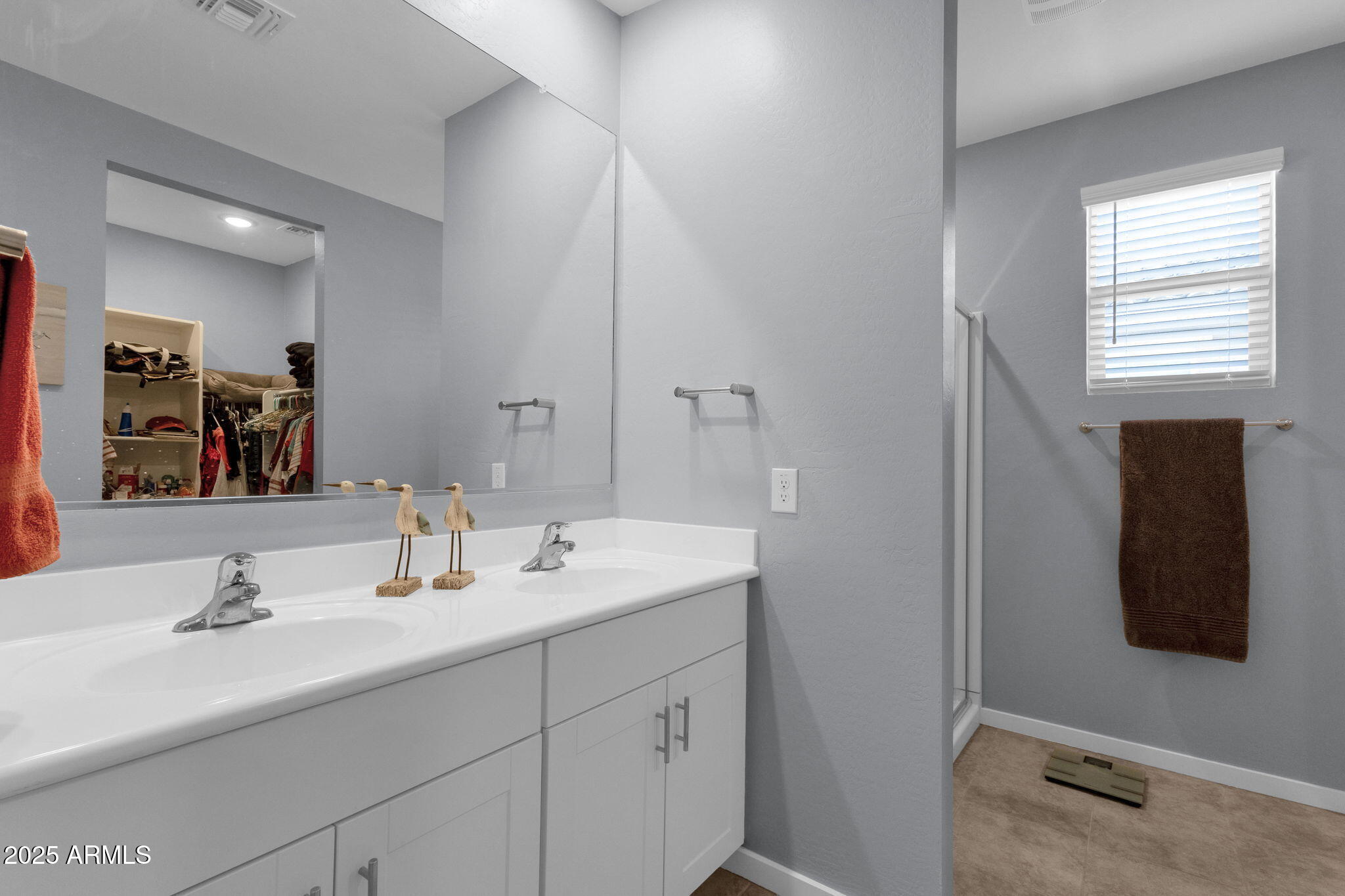 17334 W RUNNING DEER Trail