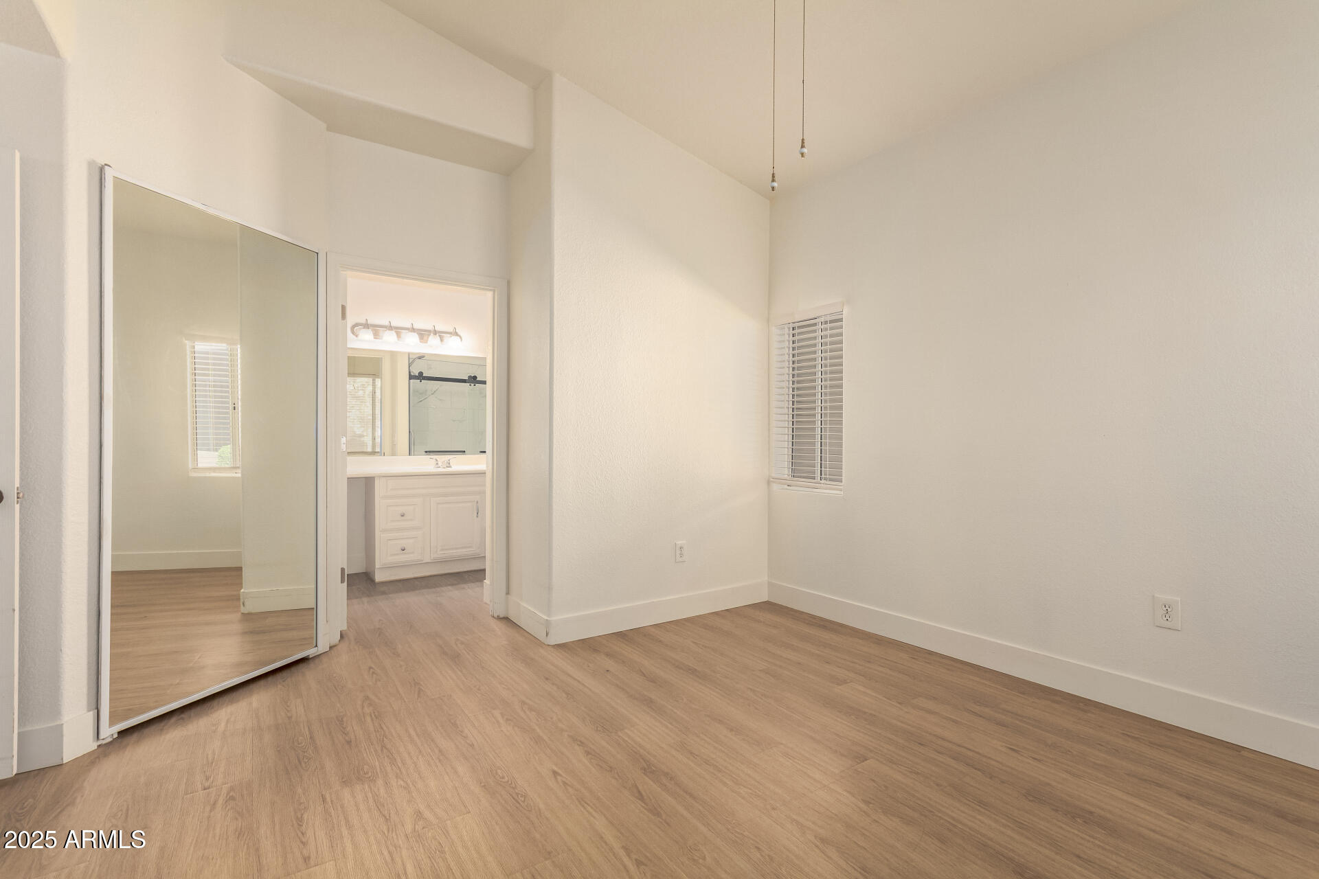 2929 W YORKSHIRE Drive 1061