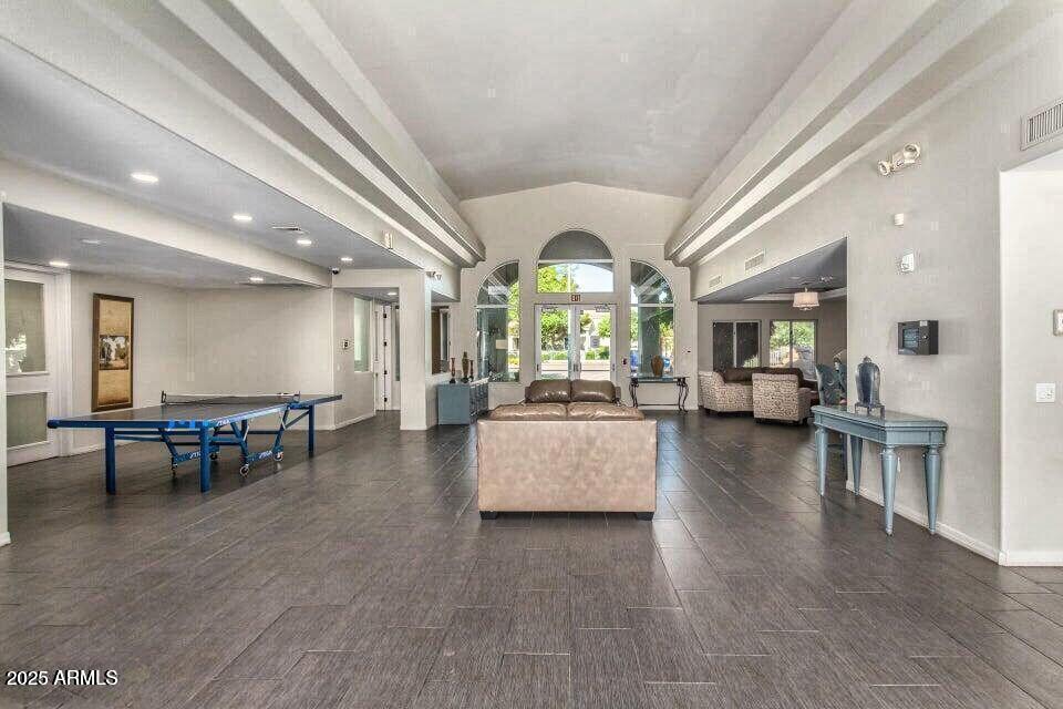 2929 W YORKSHIRE Drive 1061