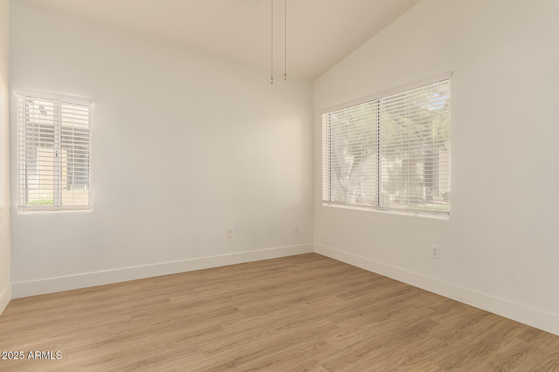 2929 W YORKSHIRE Drive 1061