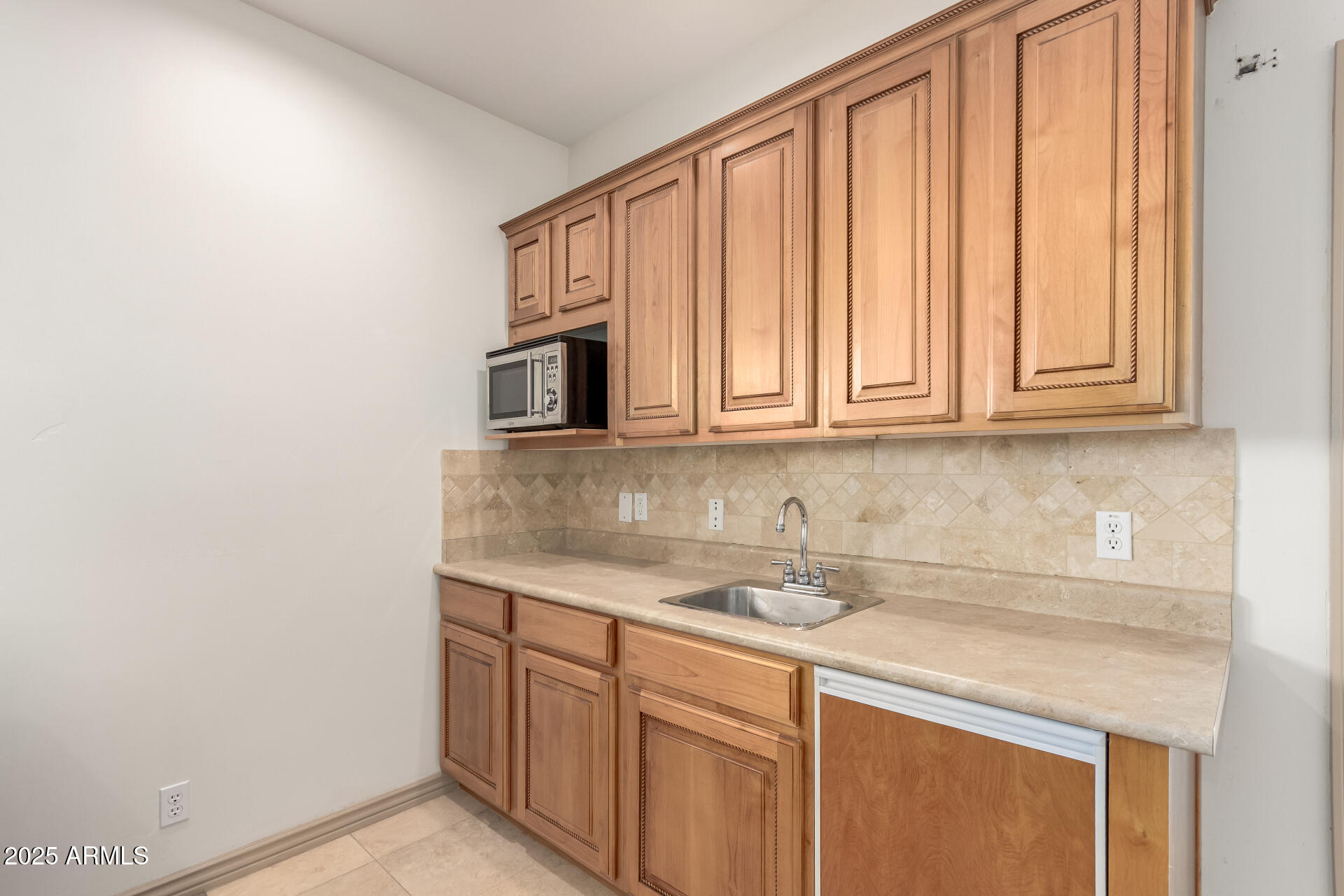 2607 N PLATINA Circle