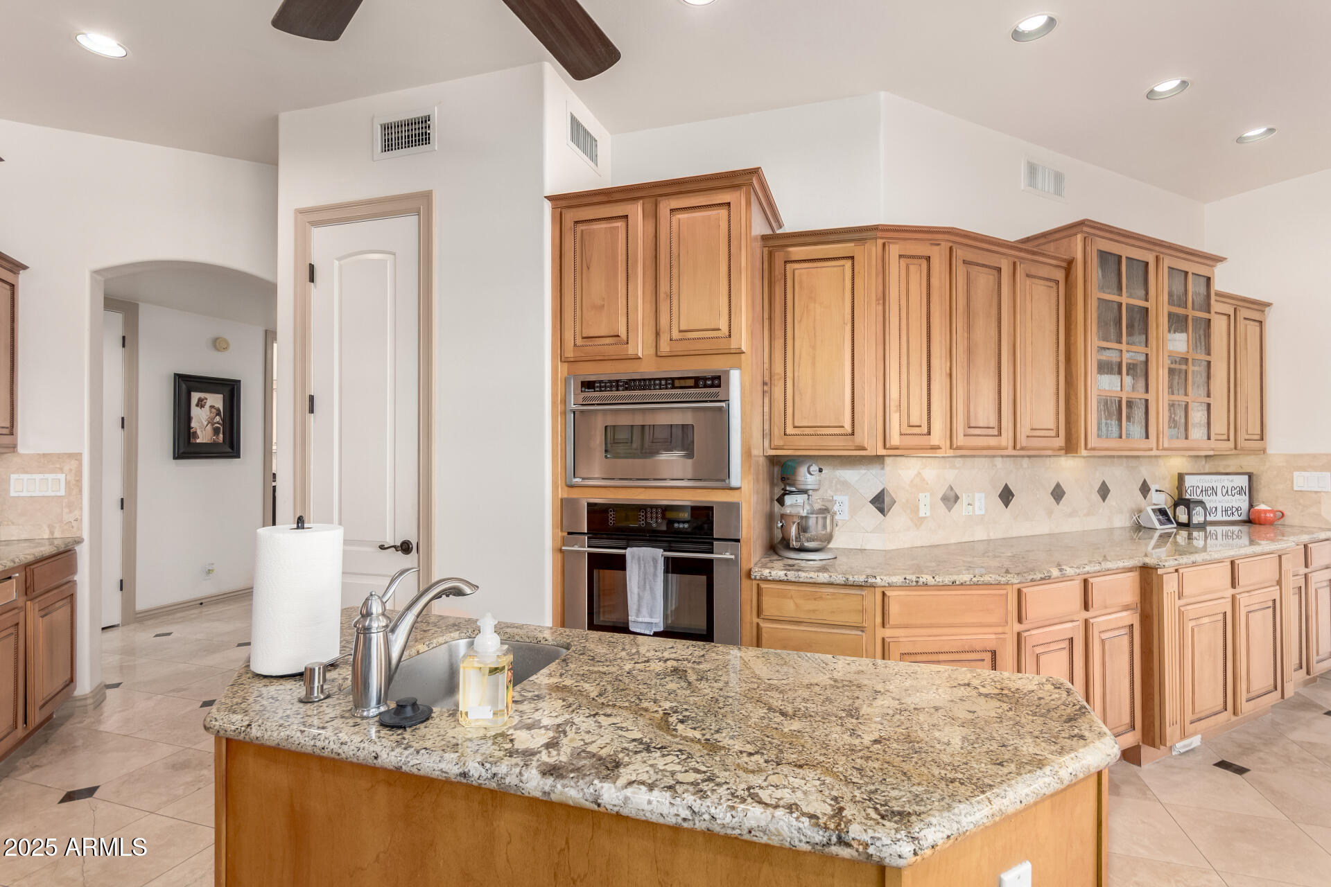 2607 N PLATINA Circle