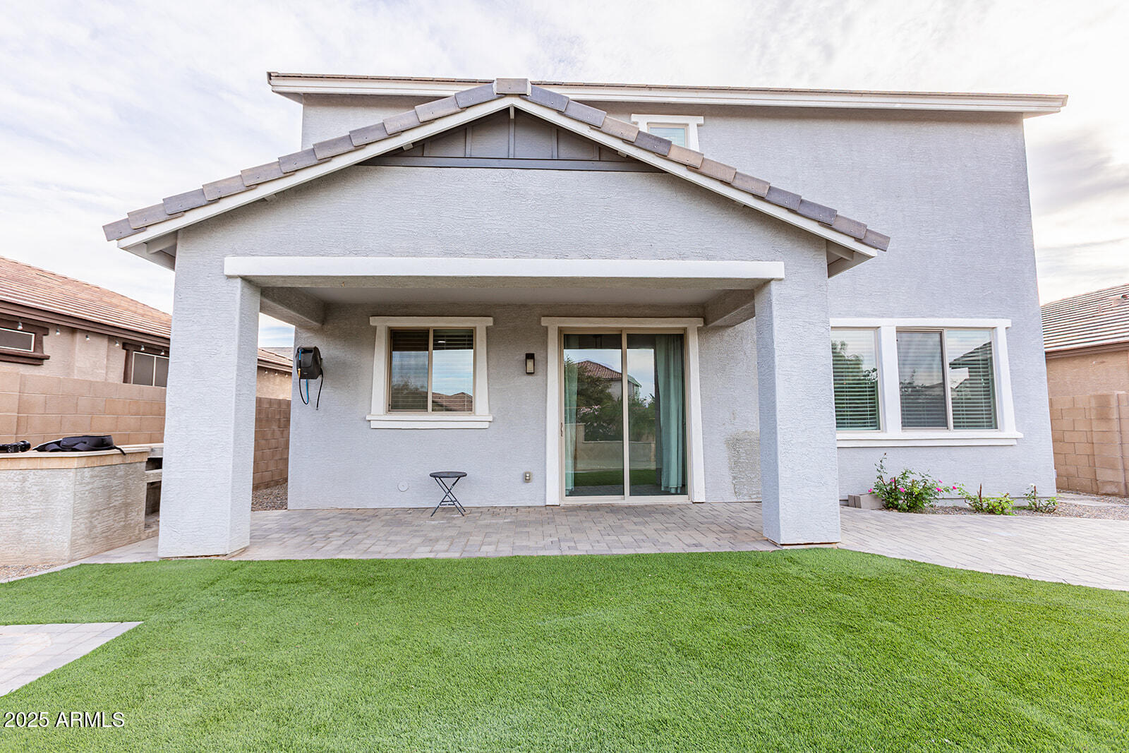 3312 E Russell Street