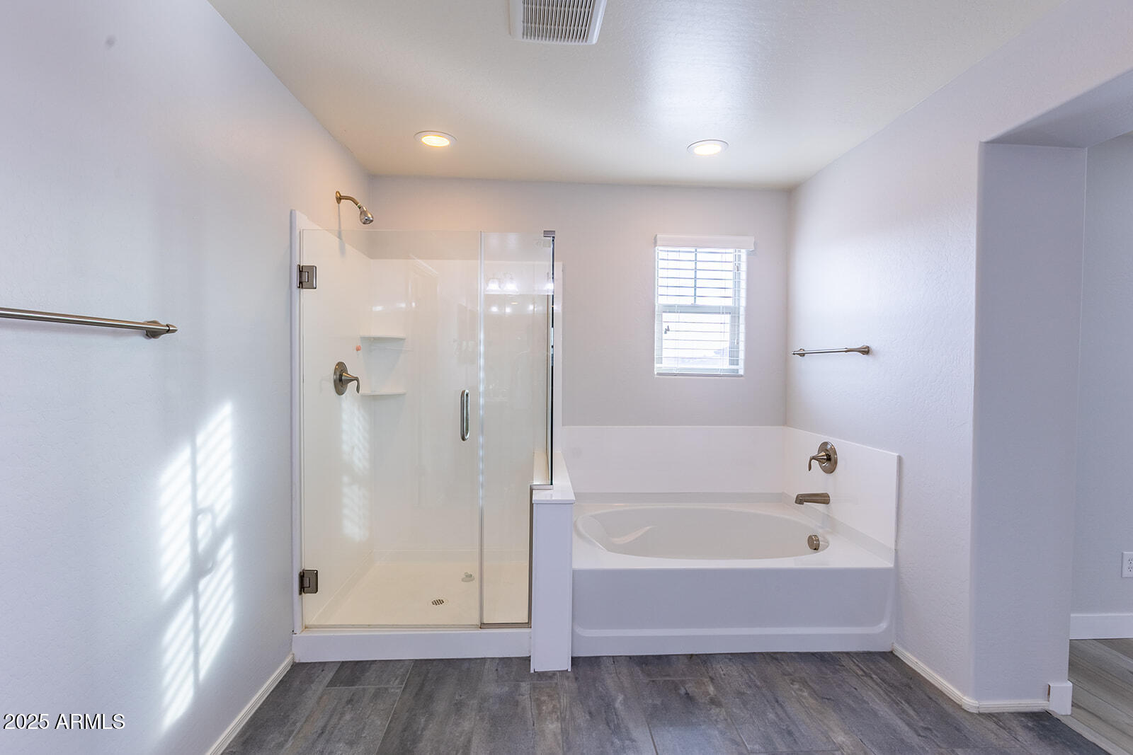 3312 E Russell Street