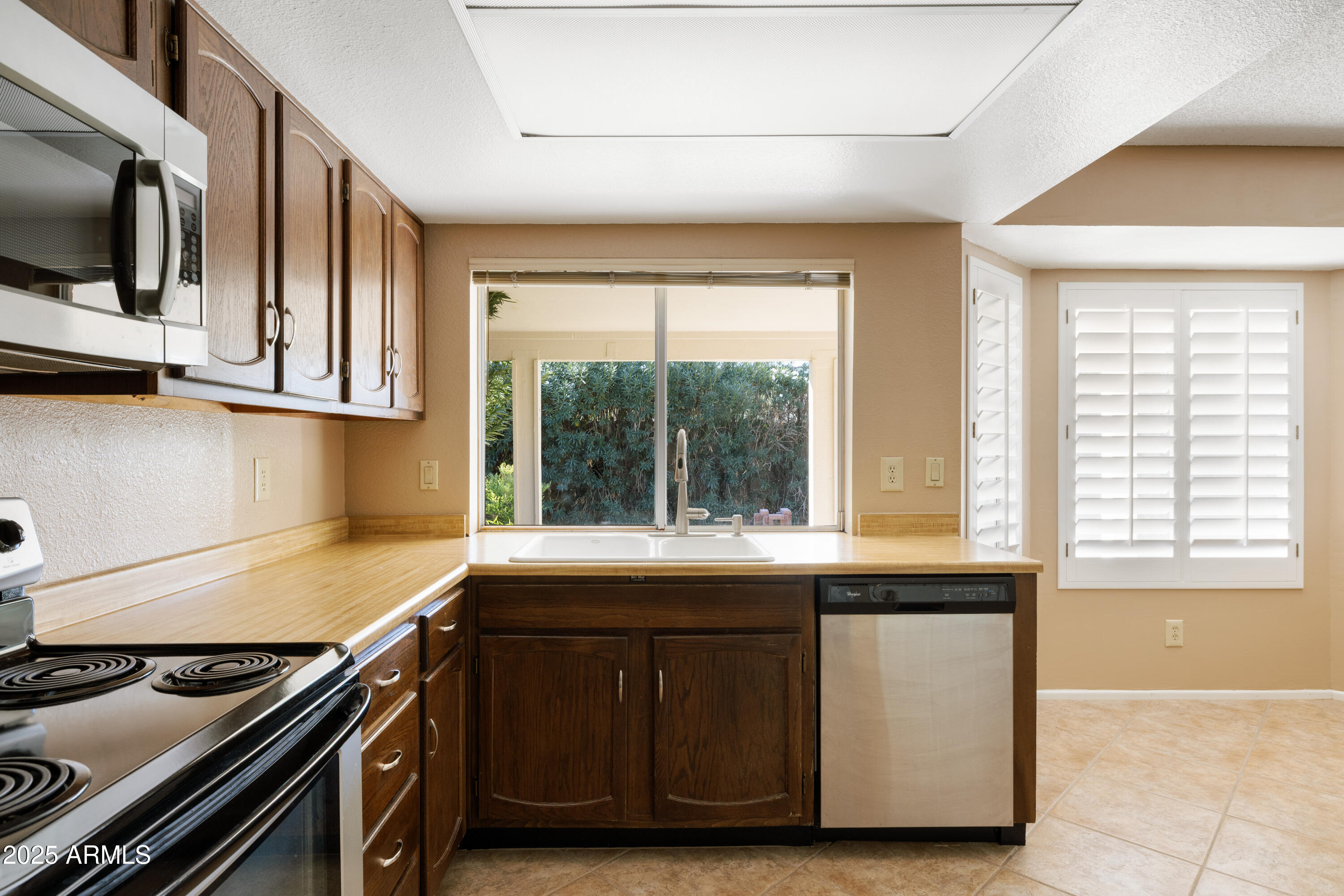 4329 W VILLA THERESA Drive