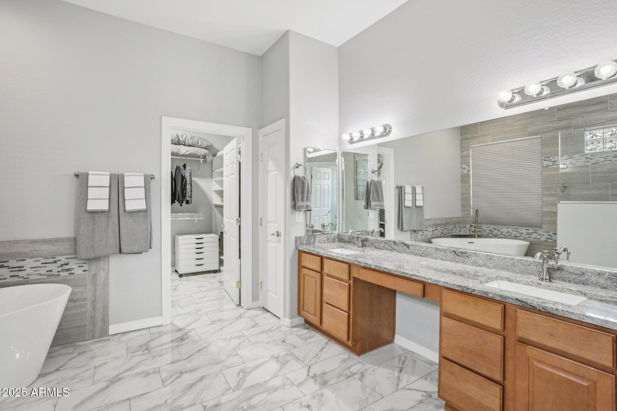 16737 W LOMA VERDE Trail