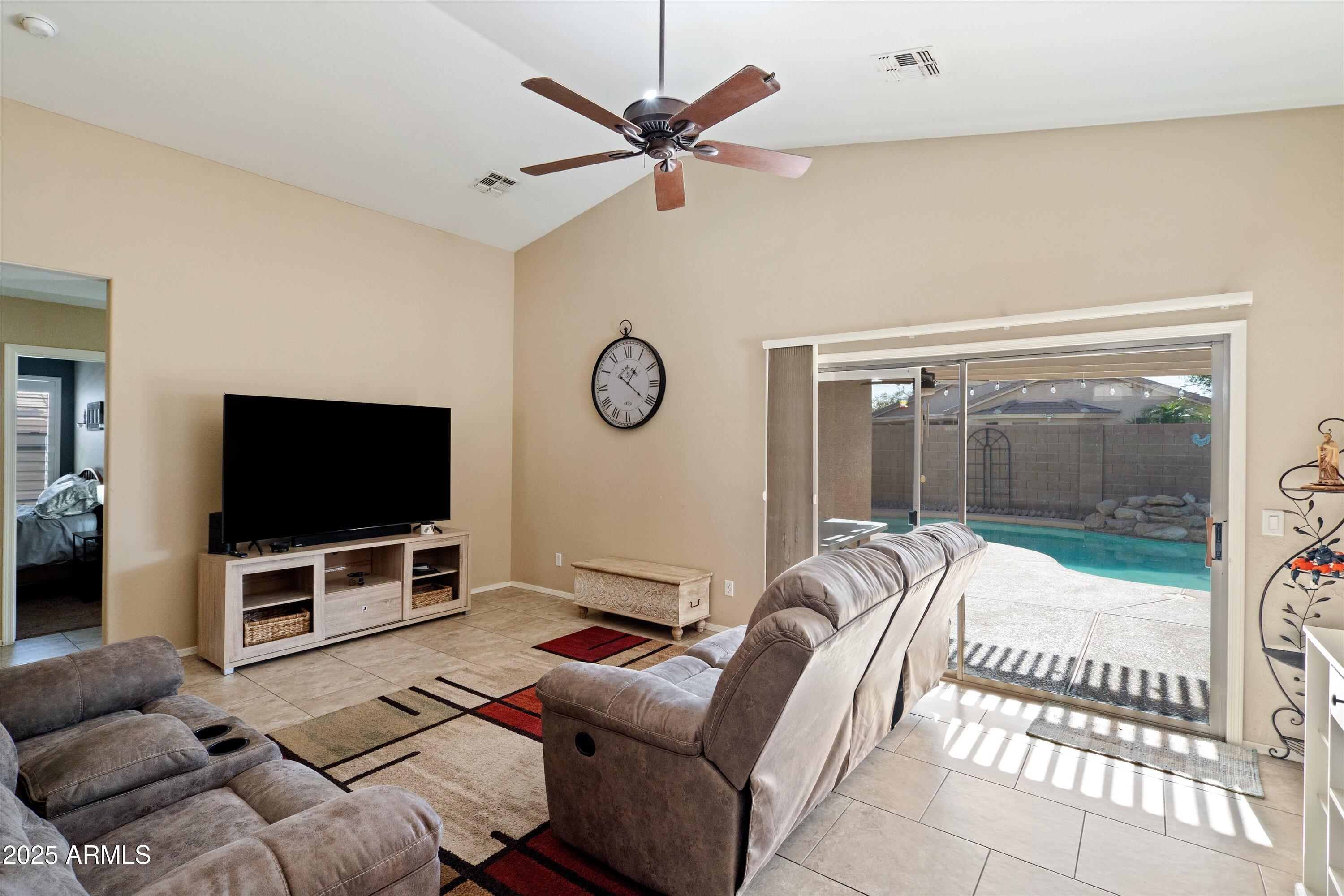 12617 W CLARENDON Avenue