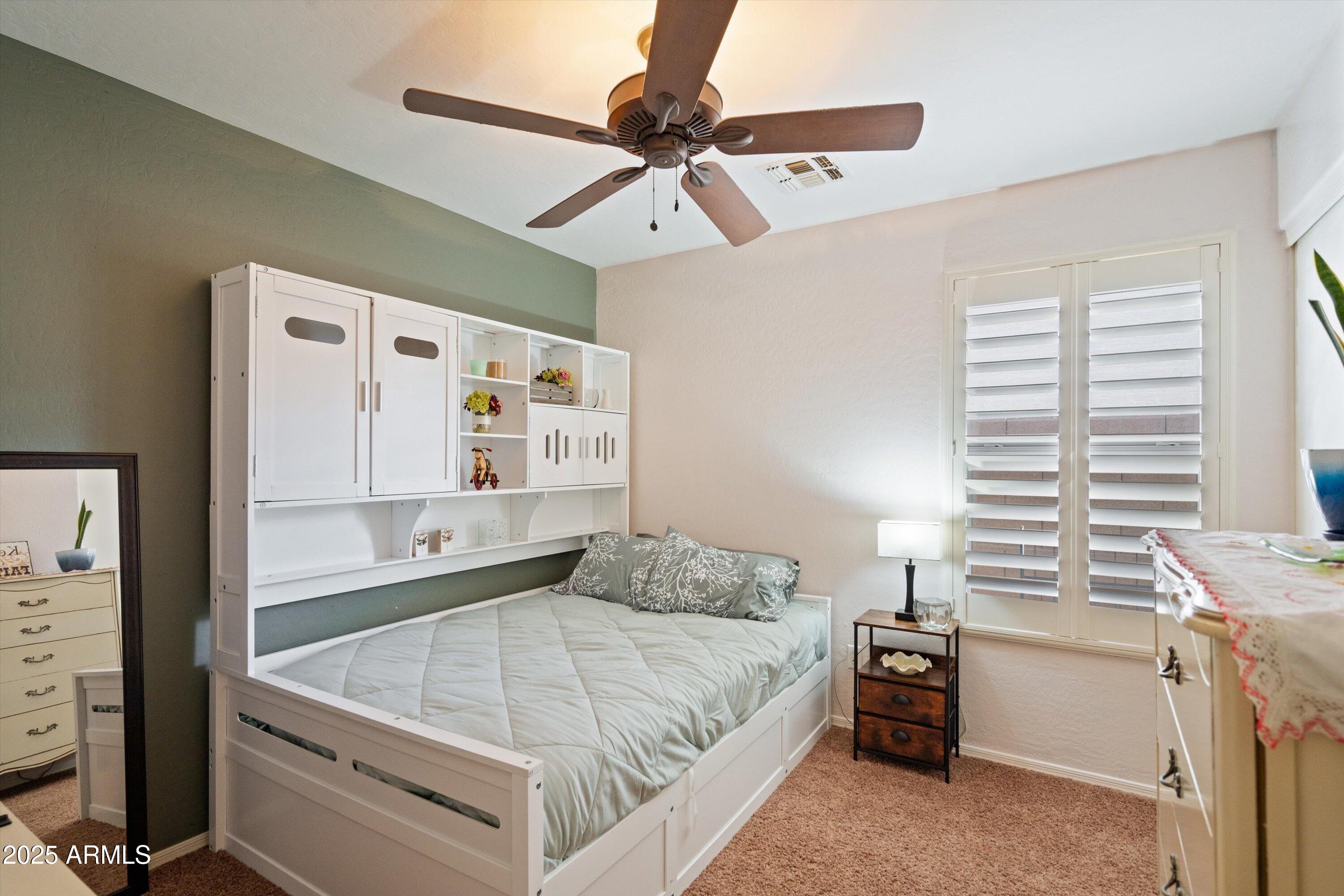 12617 W CLARENDON Avenue