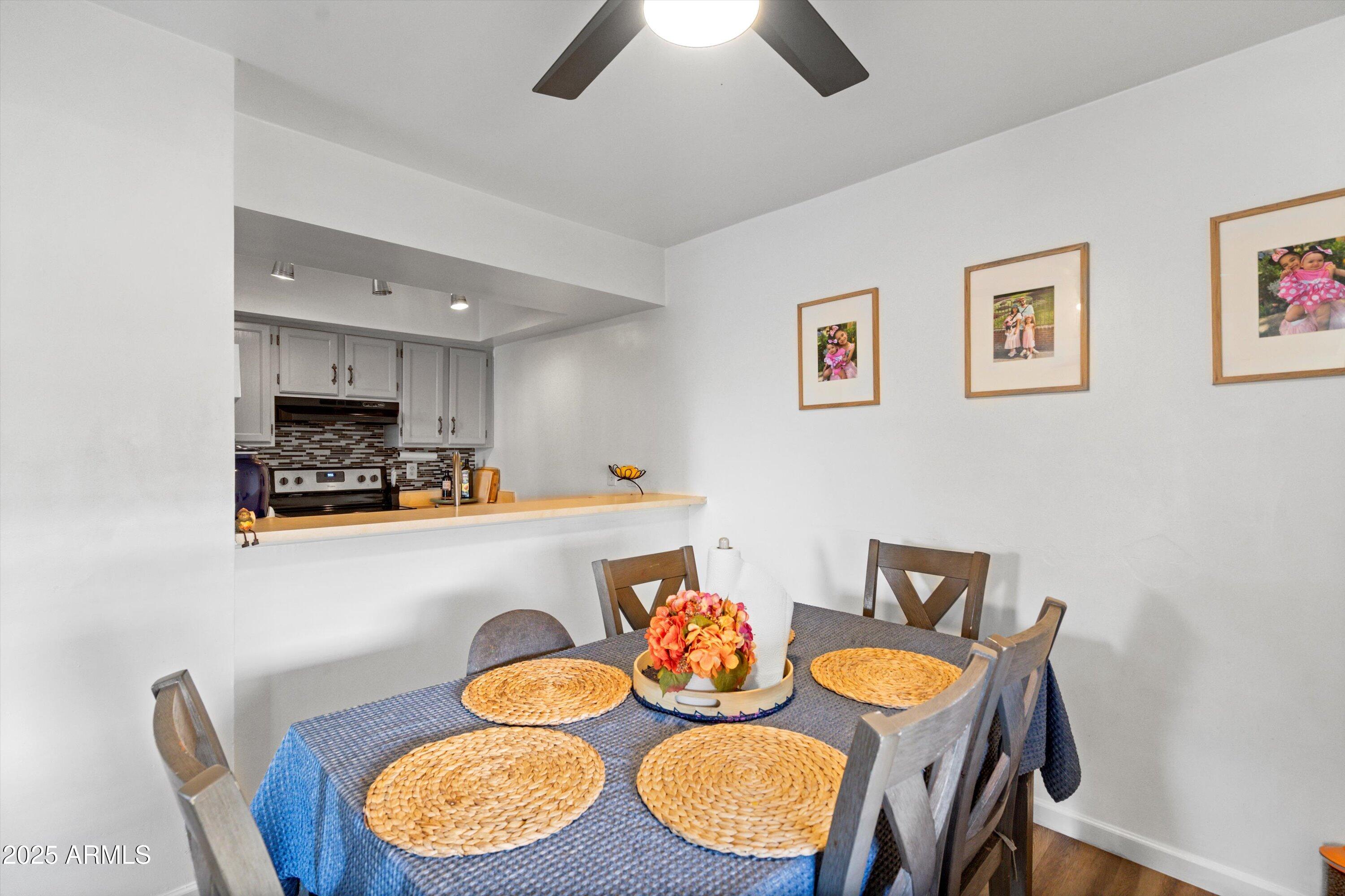 1430 W LA JOLLA Drive