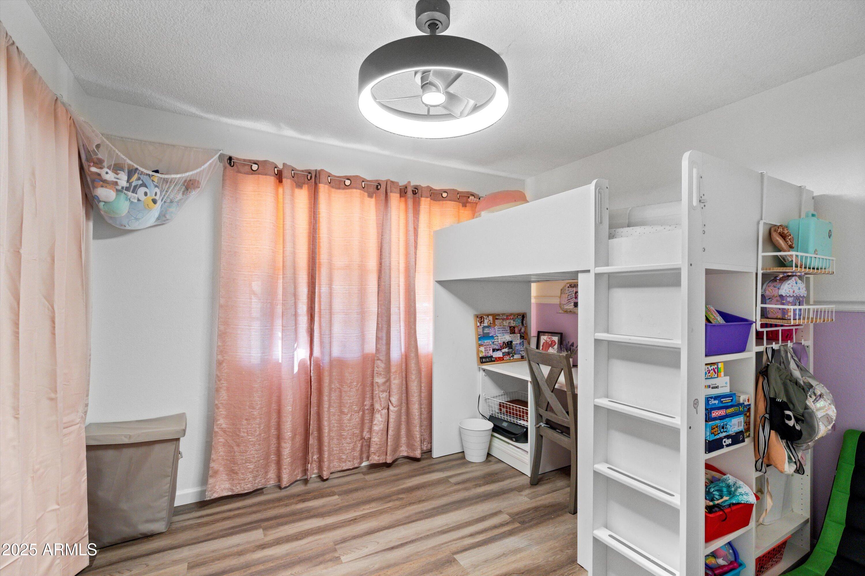 1430 W LA JOLLA Drive