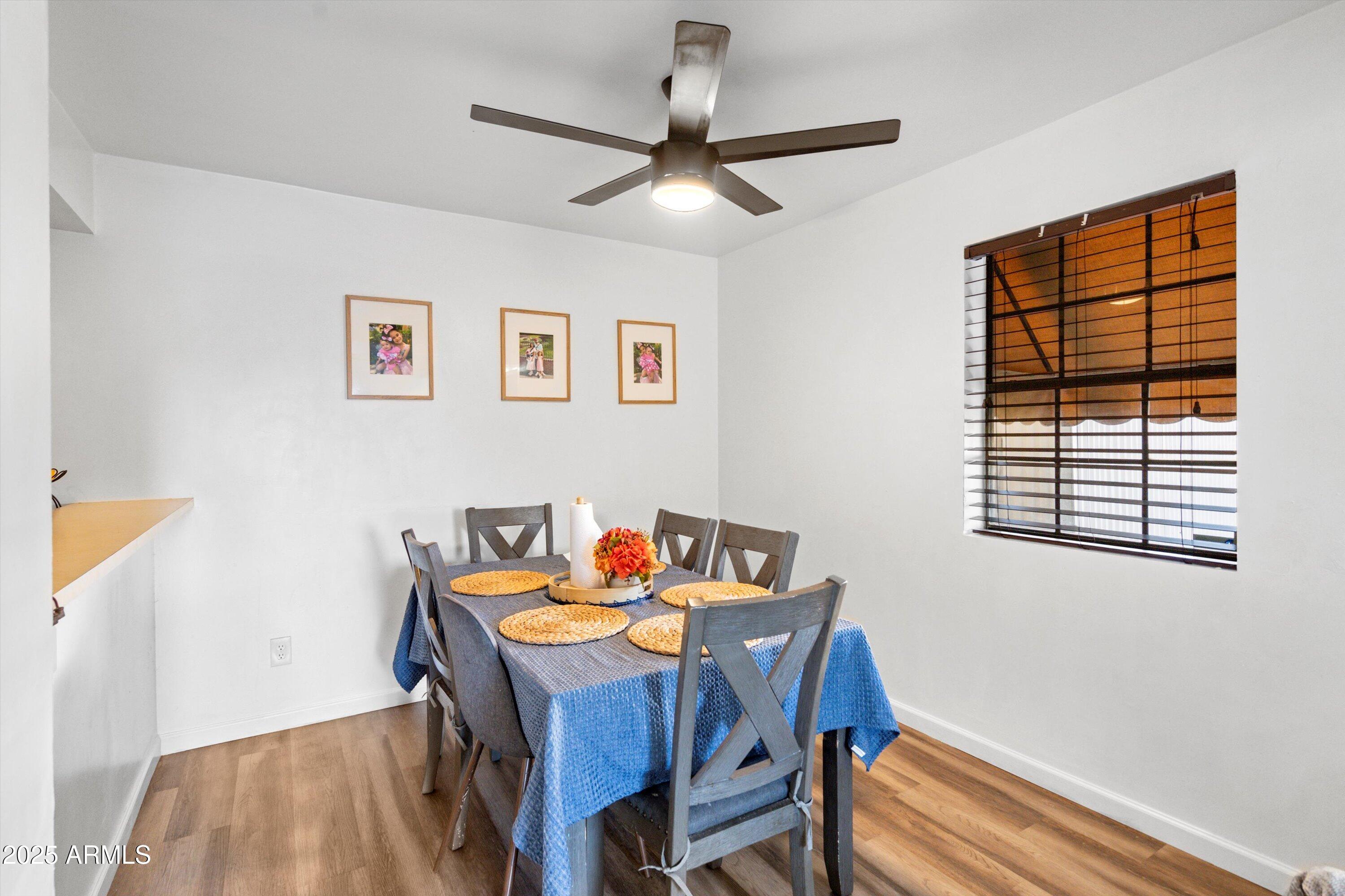 1430 W LA JOLLA Drive