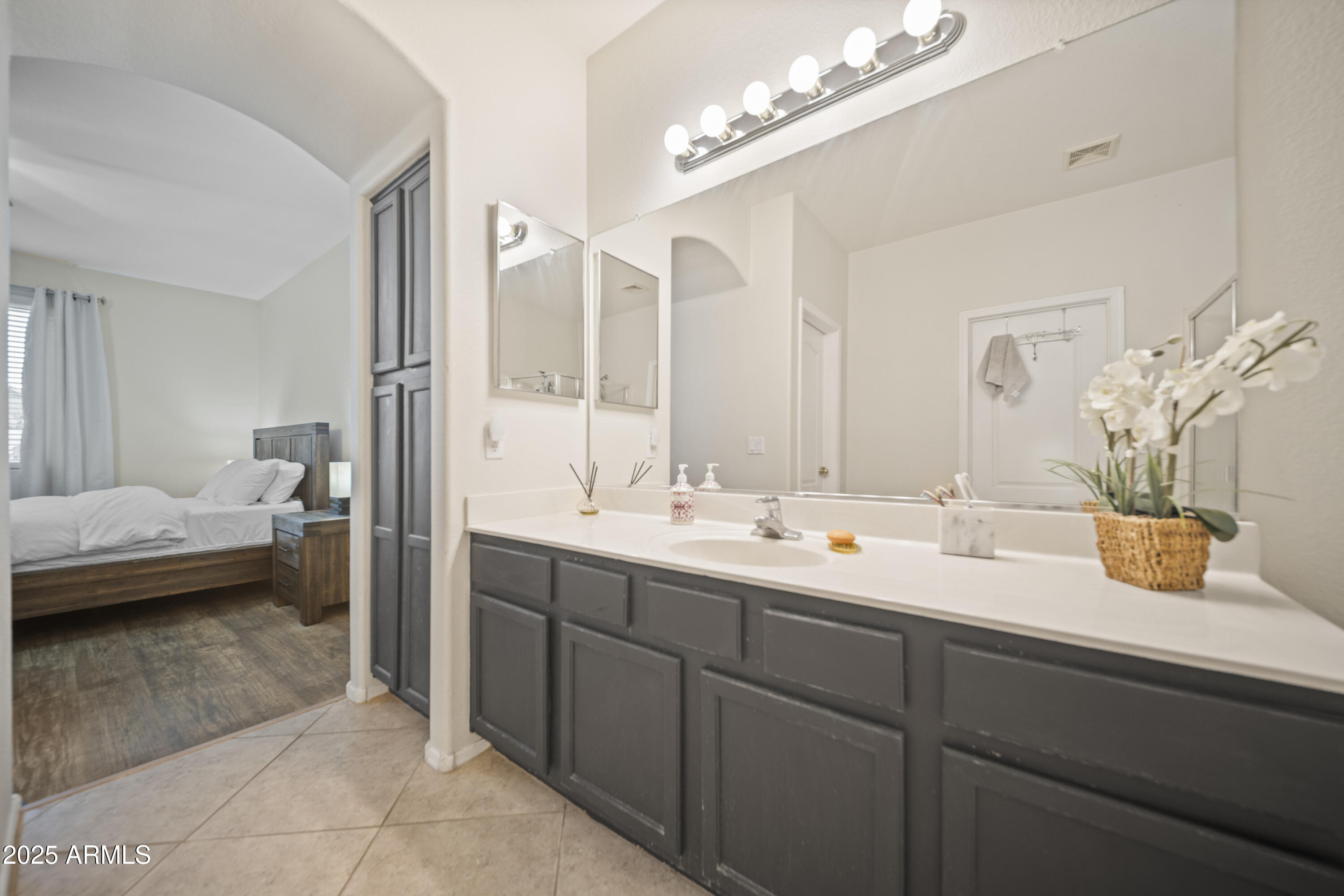 4010 E Sundance Court