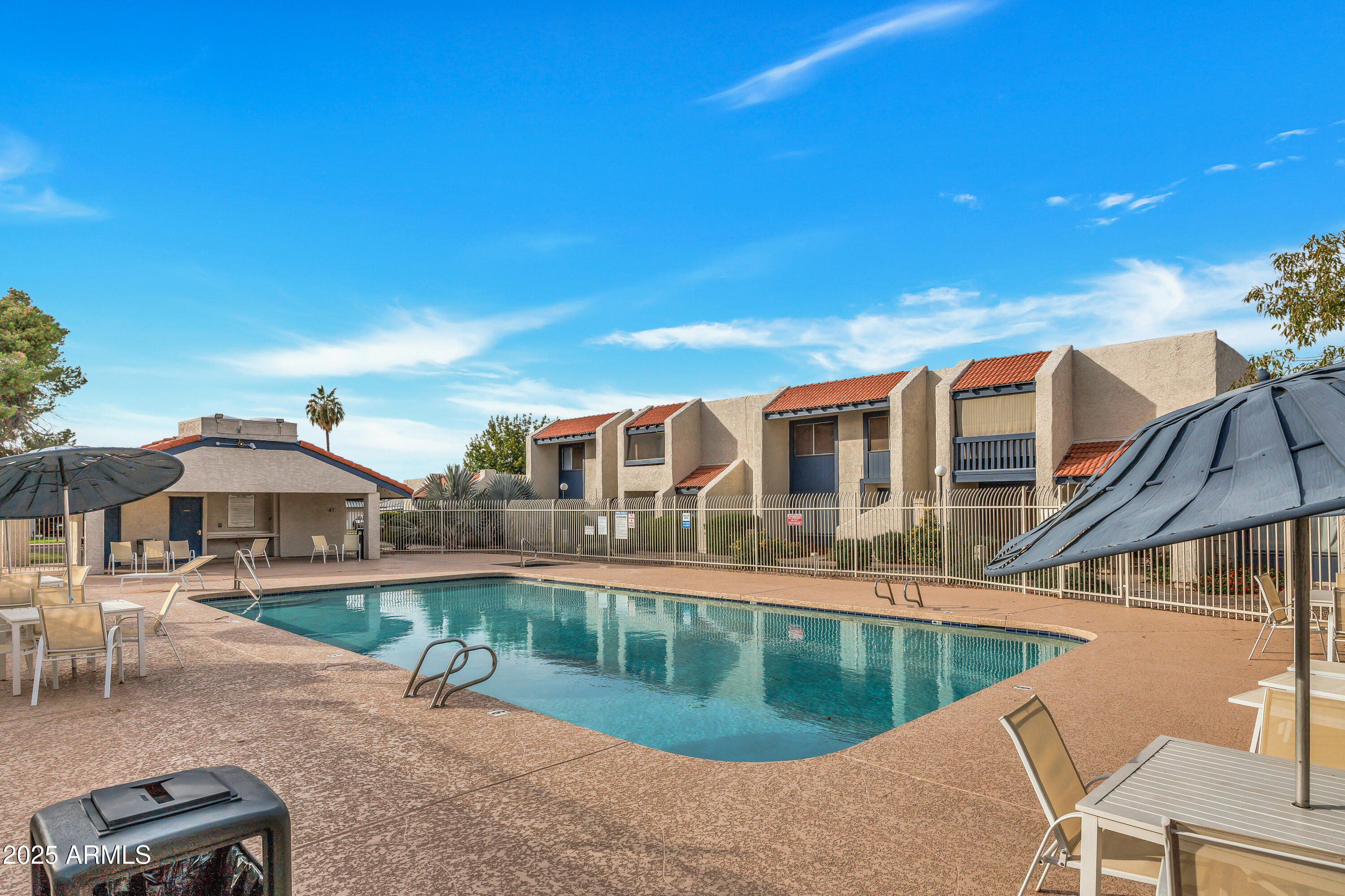 5449 W EL CAMINITO Drive