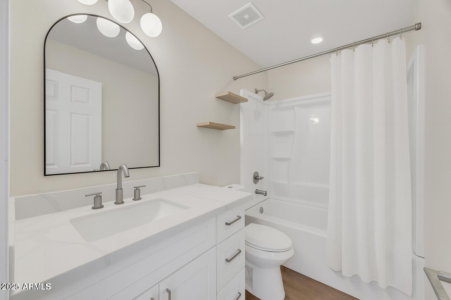 5449 W EL CAMINITO Drive