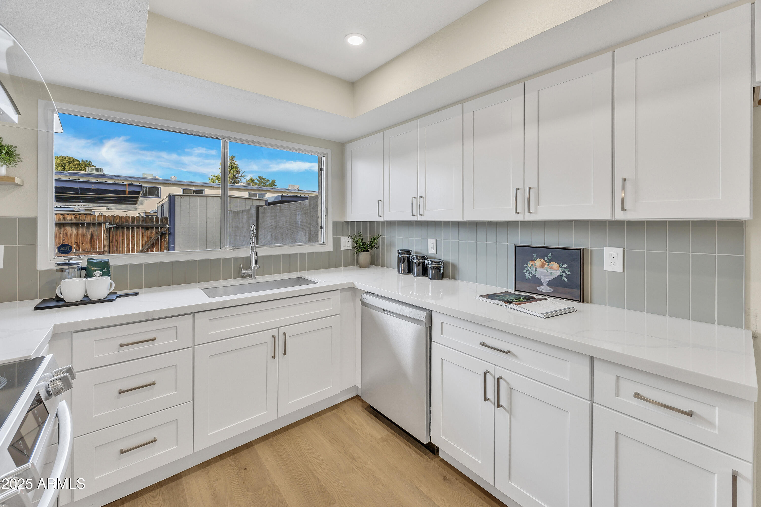 5449 W EL CAMINITO Drive