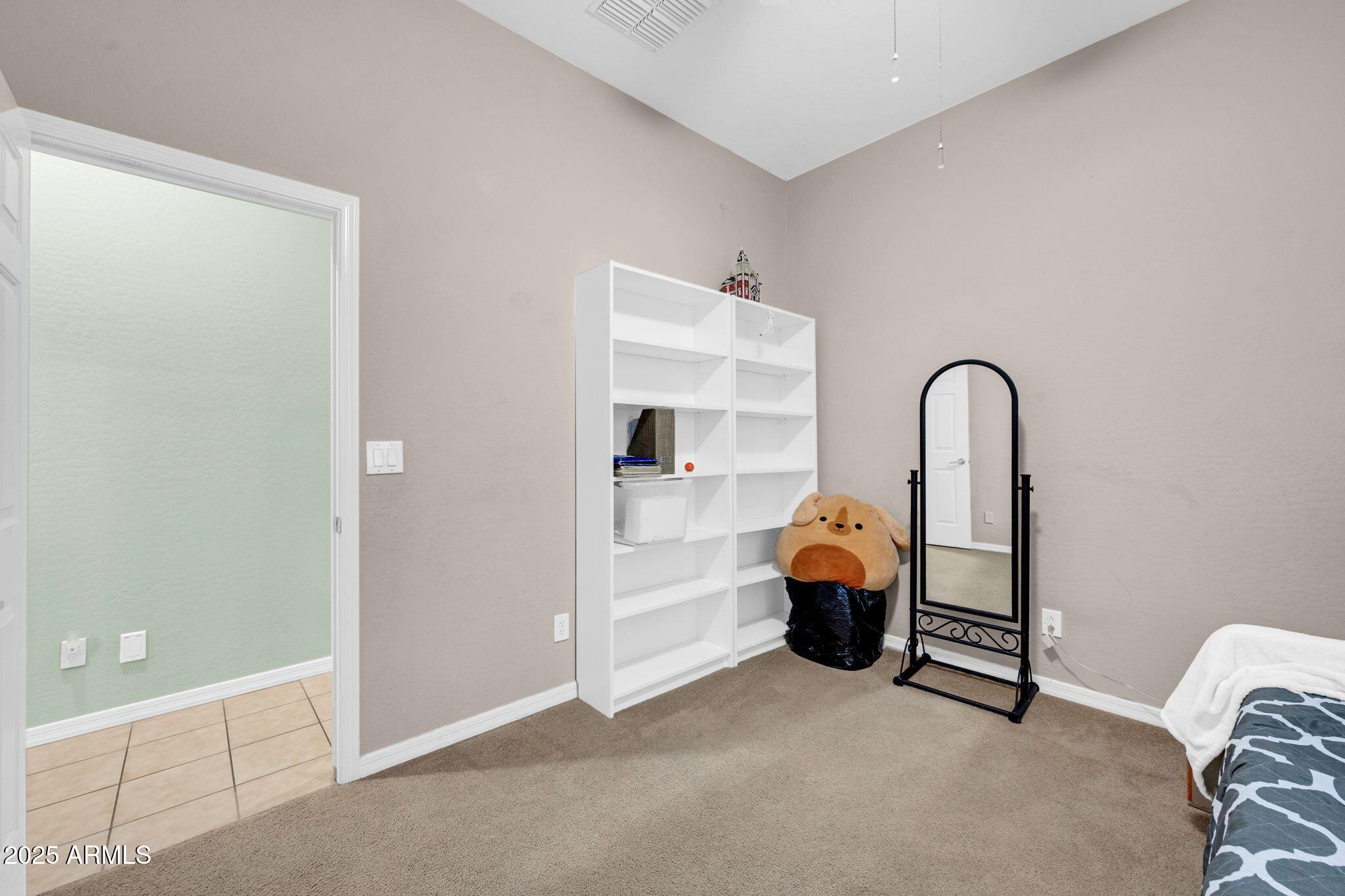 2251 W Clearview Trail