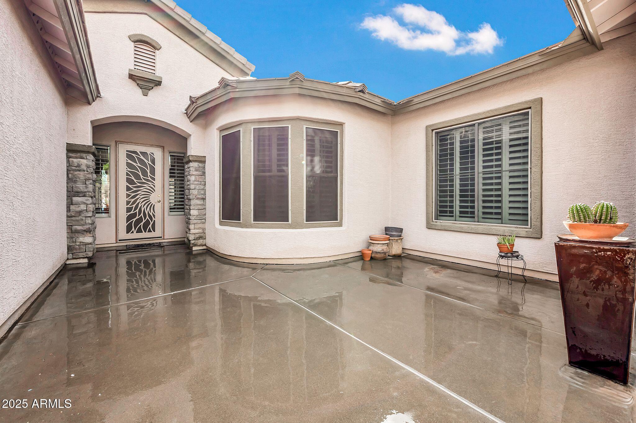 2251 W Clearview Trail