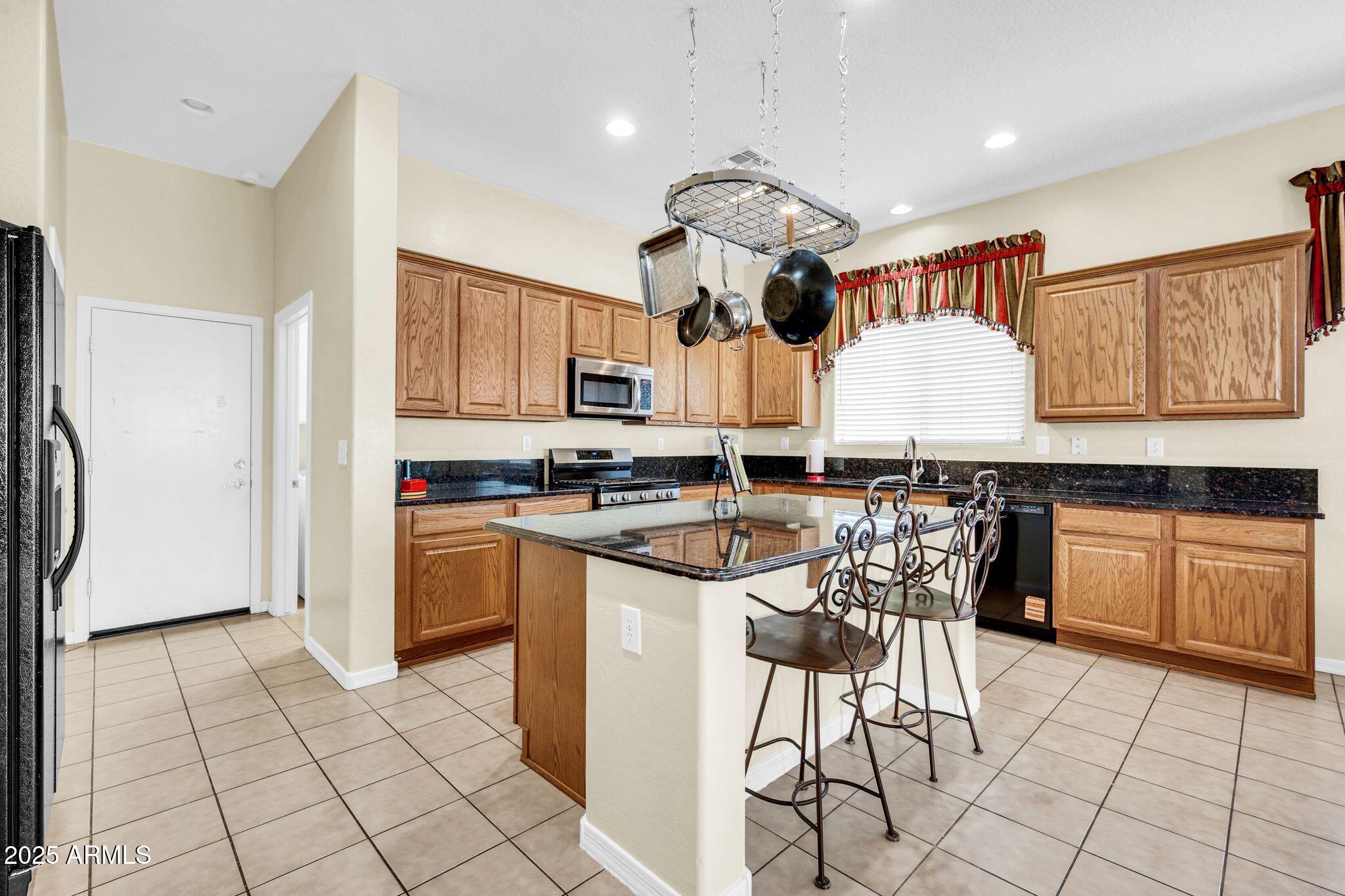 2251 W Clearview Trail