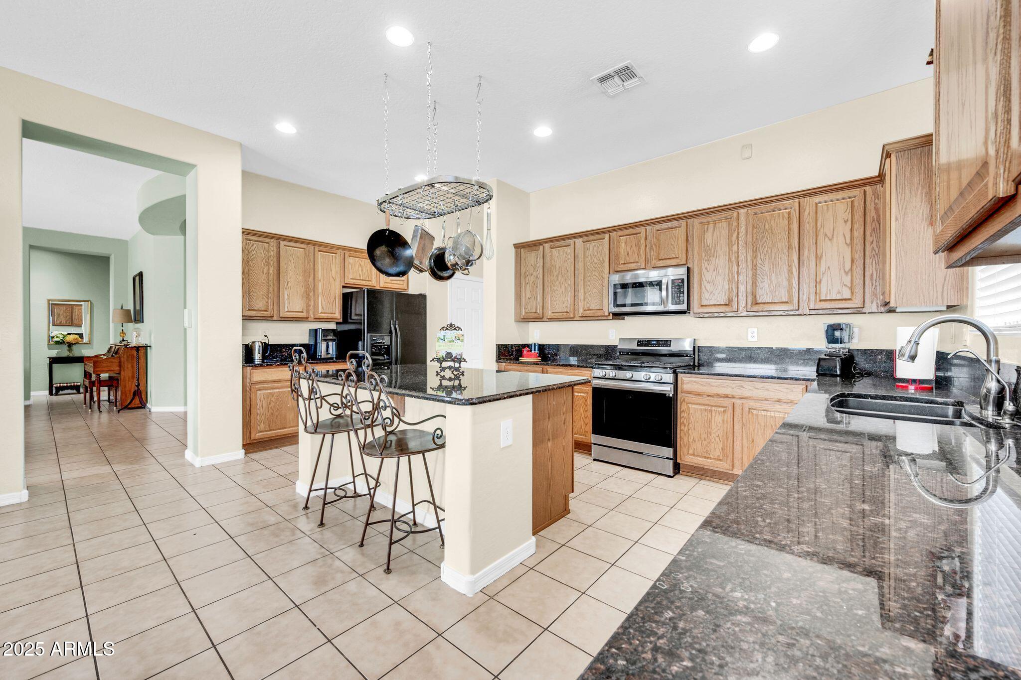 2251 W Clearview Trail