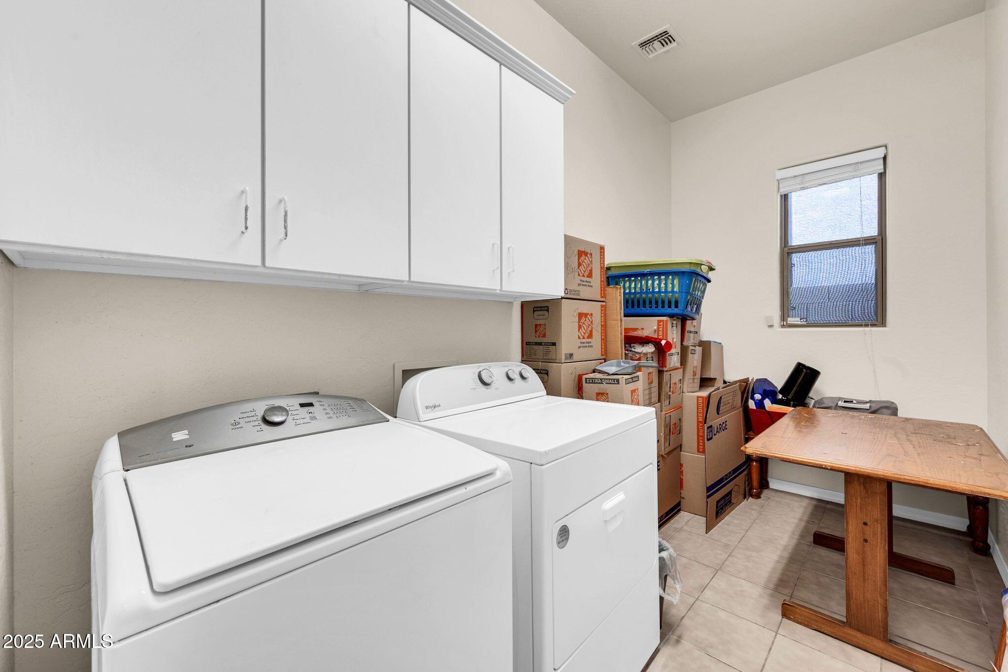 2251 W Clearview Trail