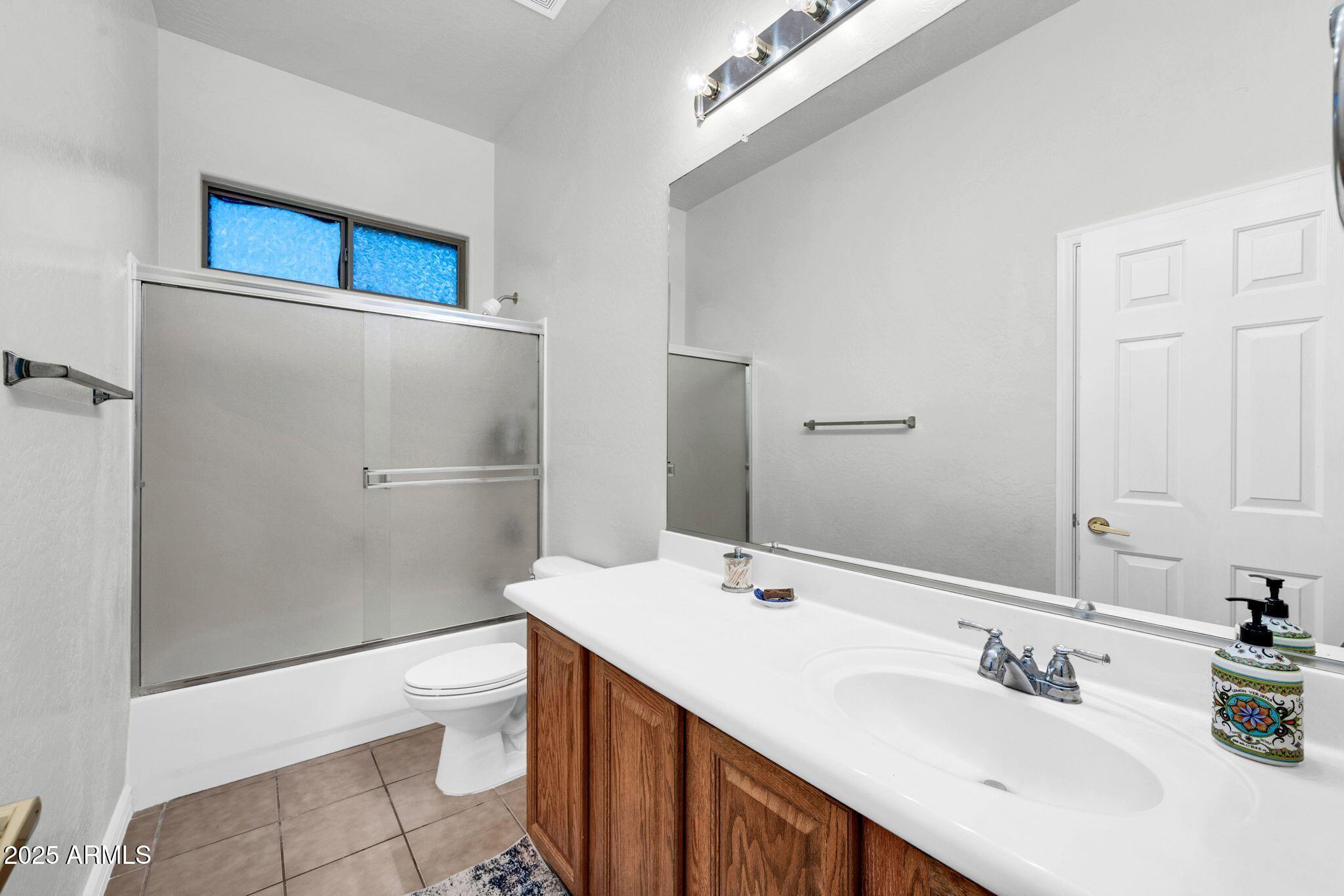 2251 W Clearview Trail