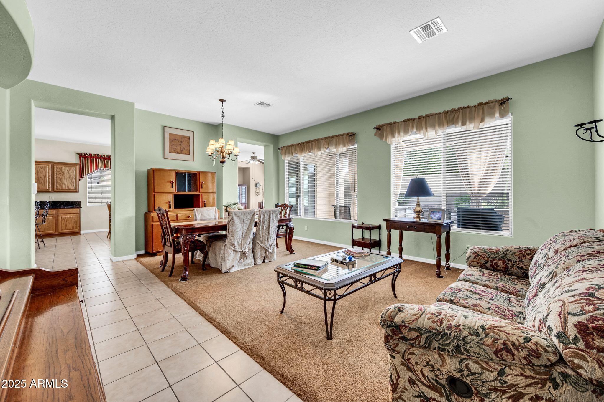 2251 W Clearview Trail