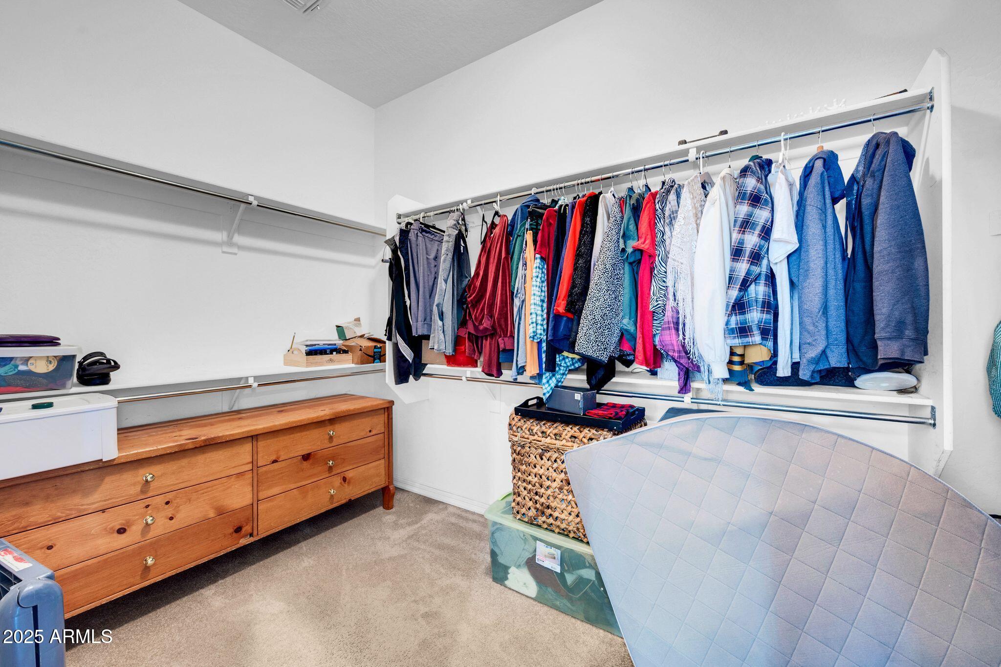 2251 W Clearview Trail