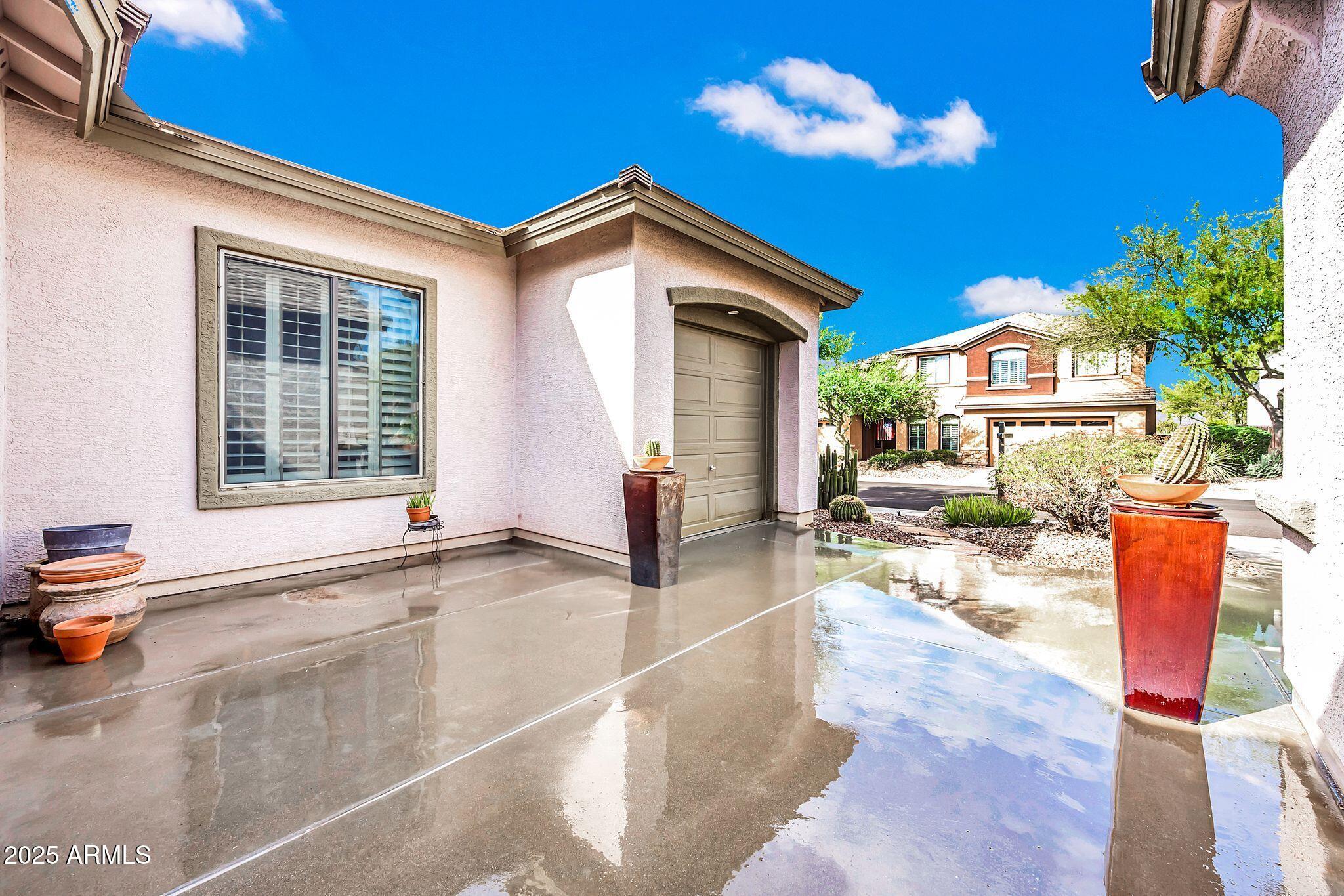 2251 W Clearview Trail